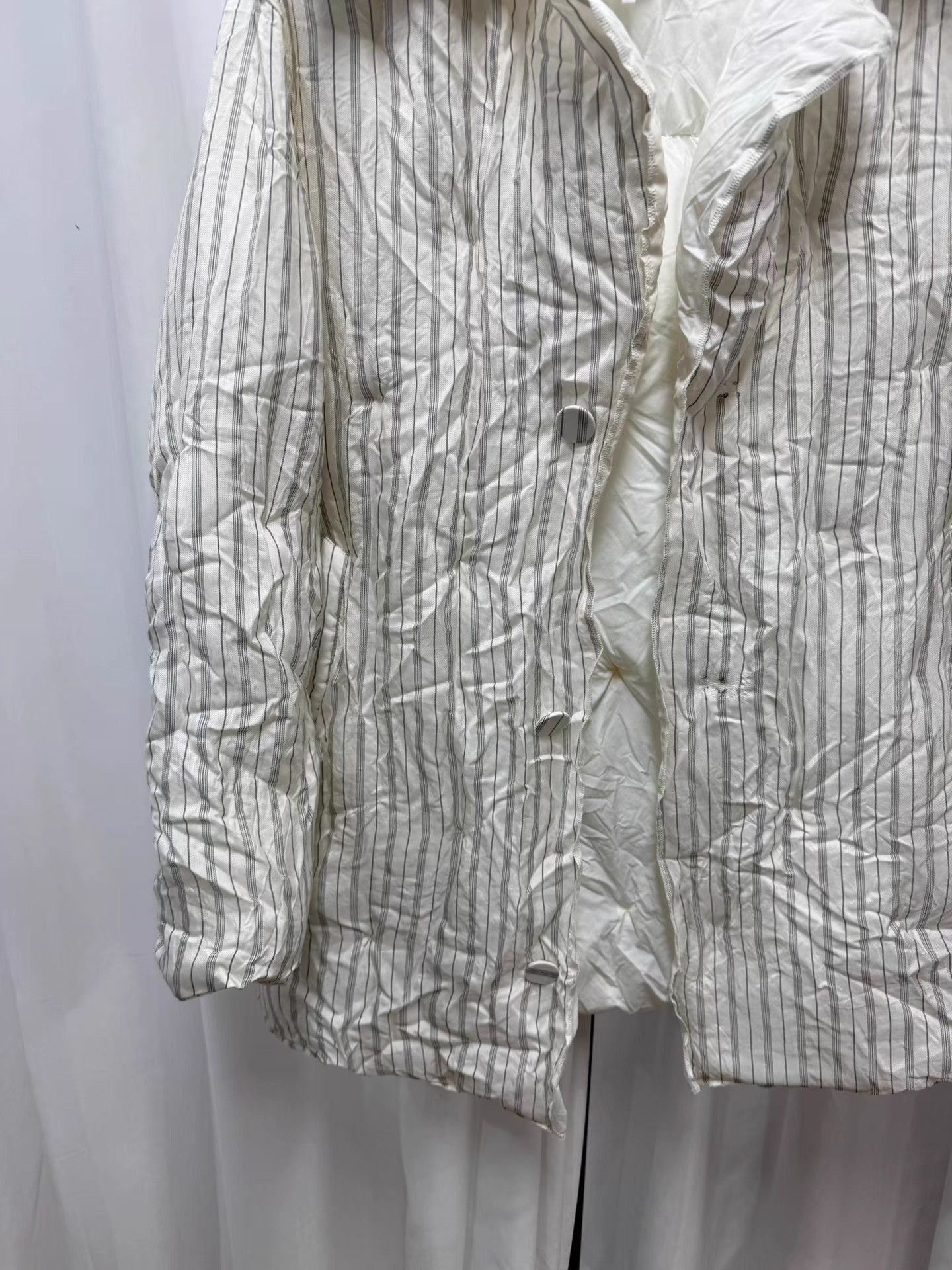 Maison Margiela White Striped Lightweight Jacket Size S Size US S / EU 44-46 / 1 - 4 Thumbnail