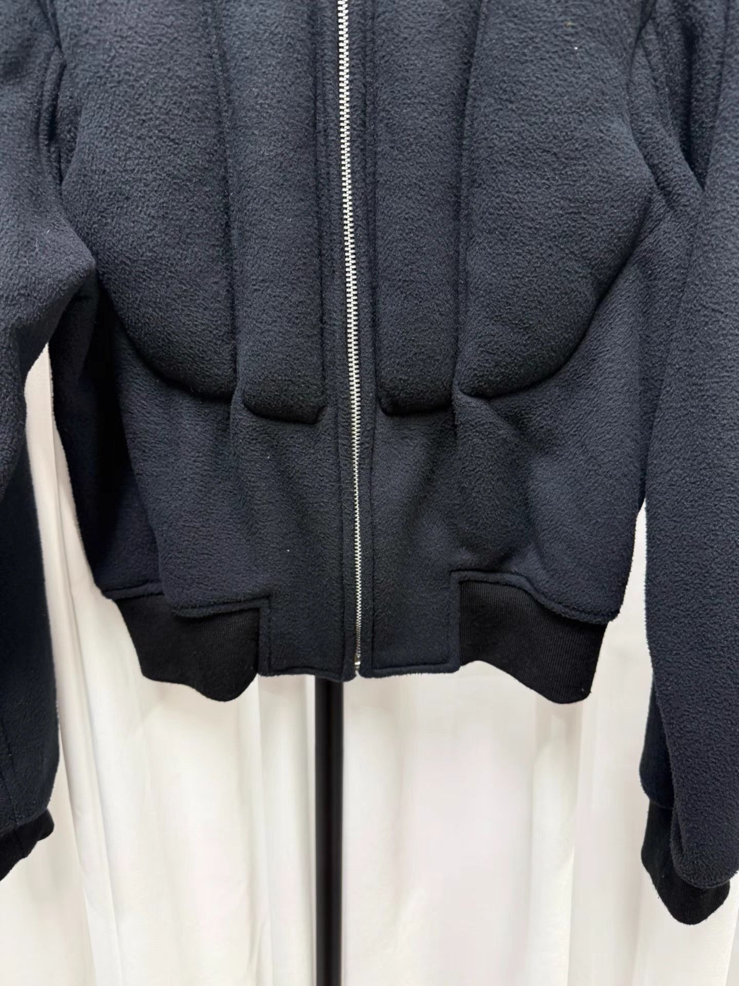 Comme des Garcons Black Bomber Jacket with Textured Design Size US S / EU 44-46 / 1 - 5 Thumbnail