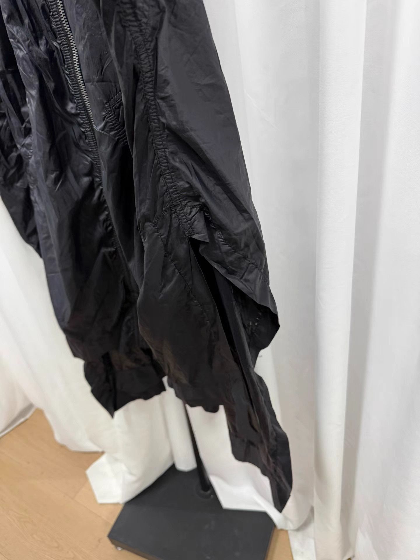 Rick Owens Black Bomber Jacket with Zip Front and Pockets Size US M / EU 48-50 / 2 - 4 Thumbnail