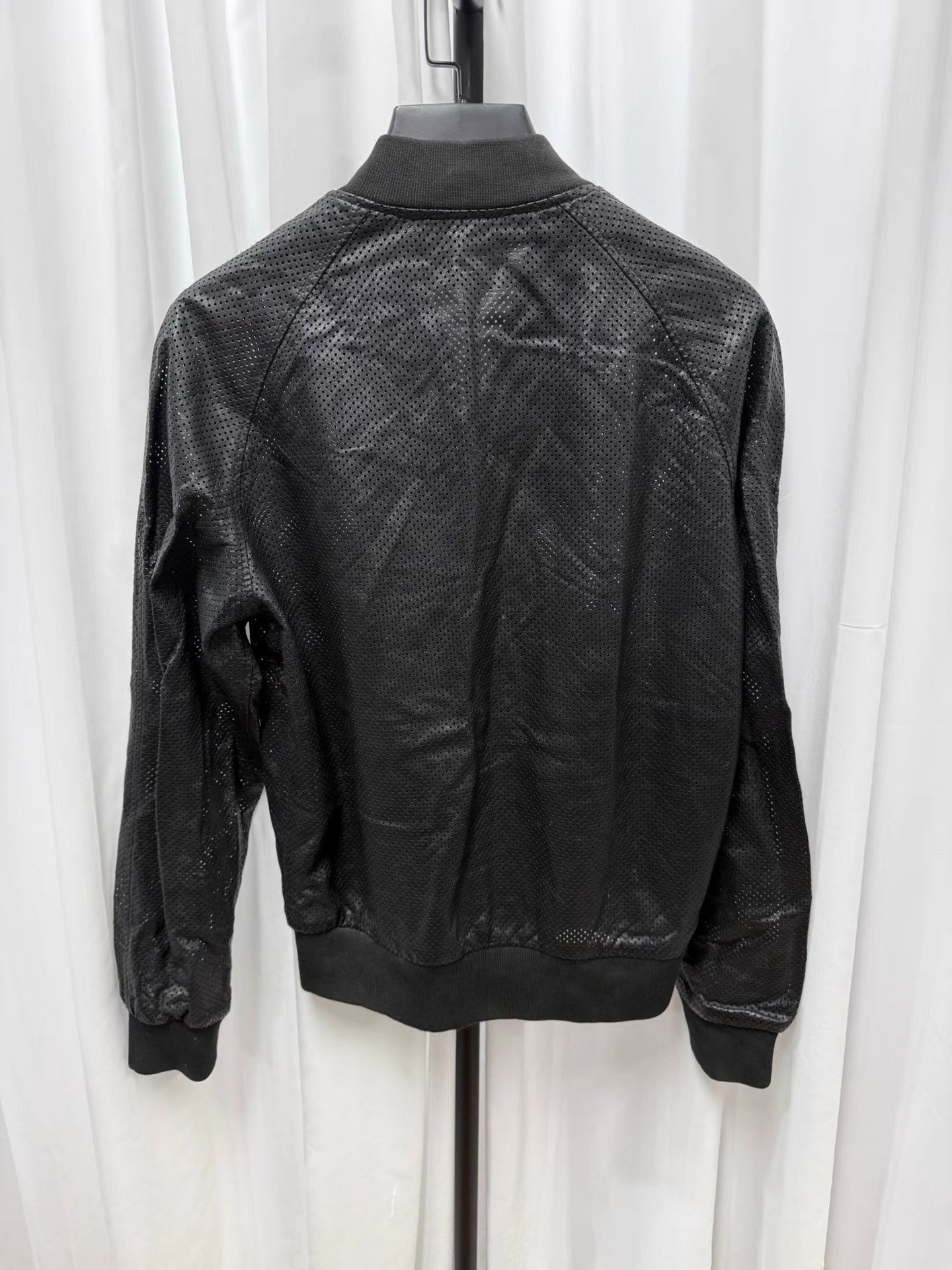Maison Margiela Black Perforated Bomber Jacket Size M Size US M / EU 48-50 / 2 - 8 Thumbnail