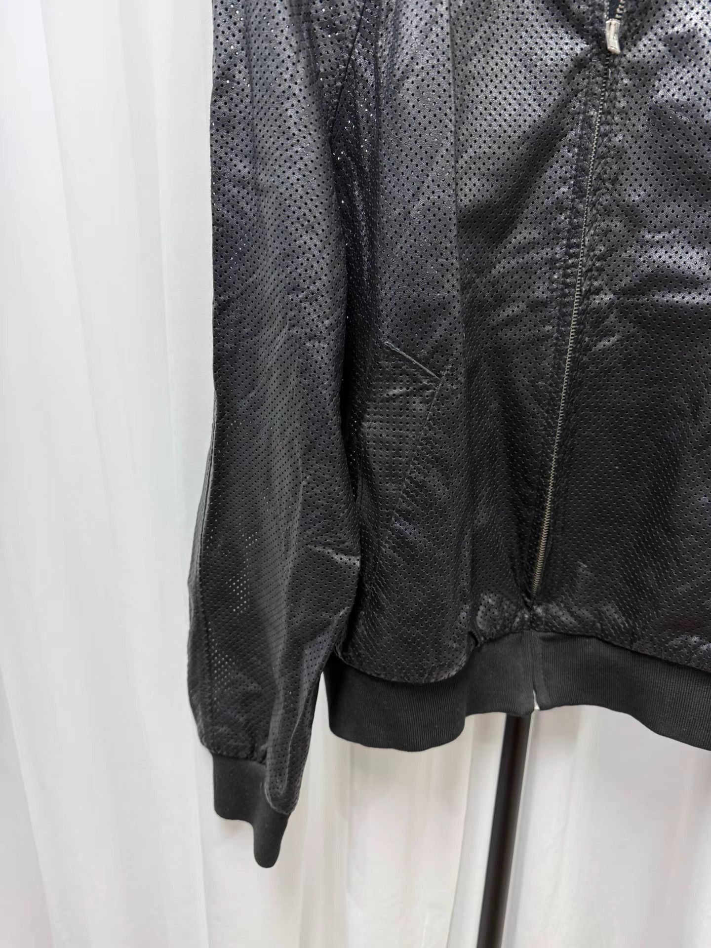 Maison Margiela Black Perforated Bomber Jacket Size M Size US M / EU 48-50 / 2 - 4 Thumbnail