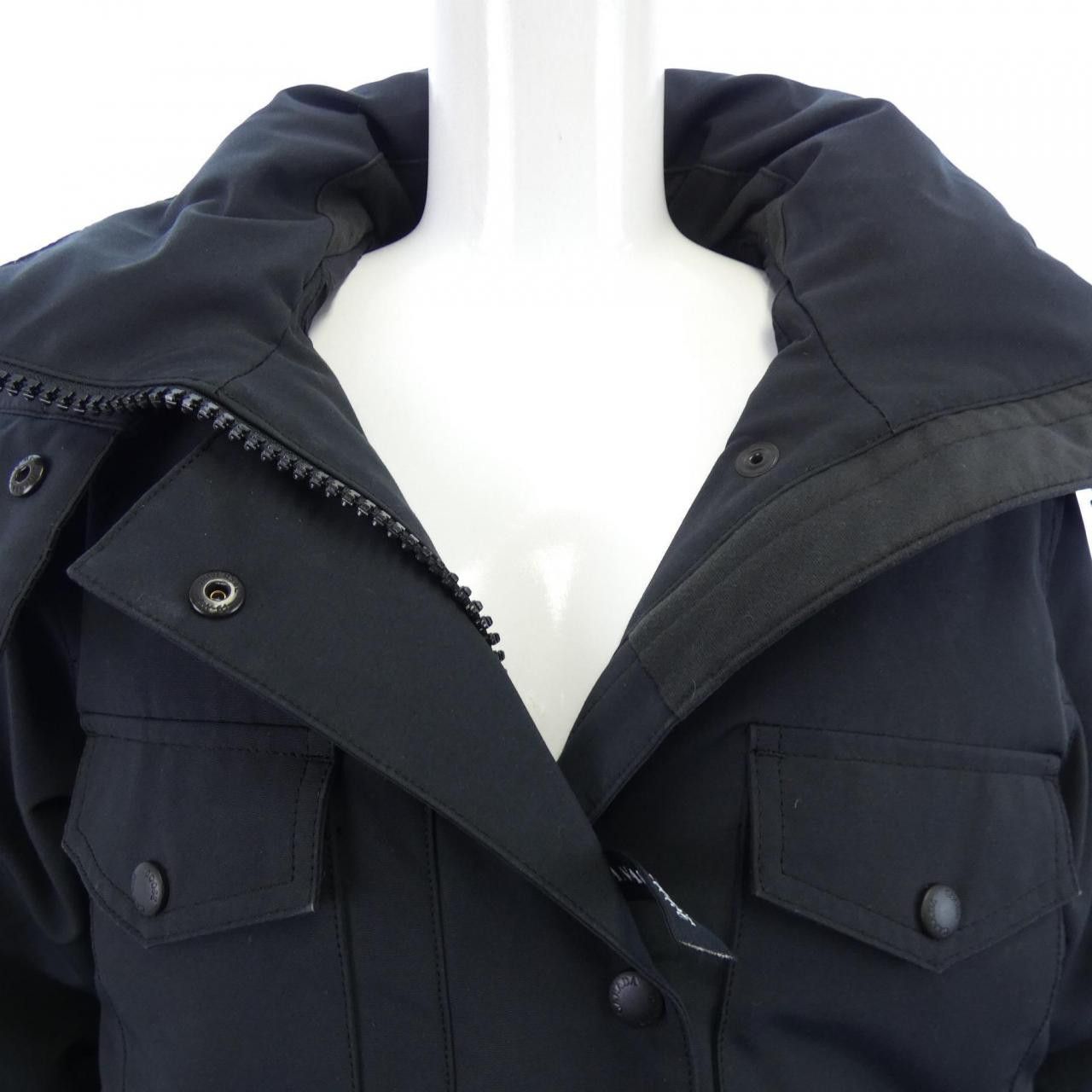 Canada Goose Canada Goose Canada Goose Gabriola Down Coat Textile Outerwear 5806L DUTY FREE for USA Size ONE SIZE - 5 Thumbnail