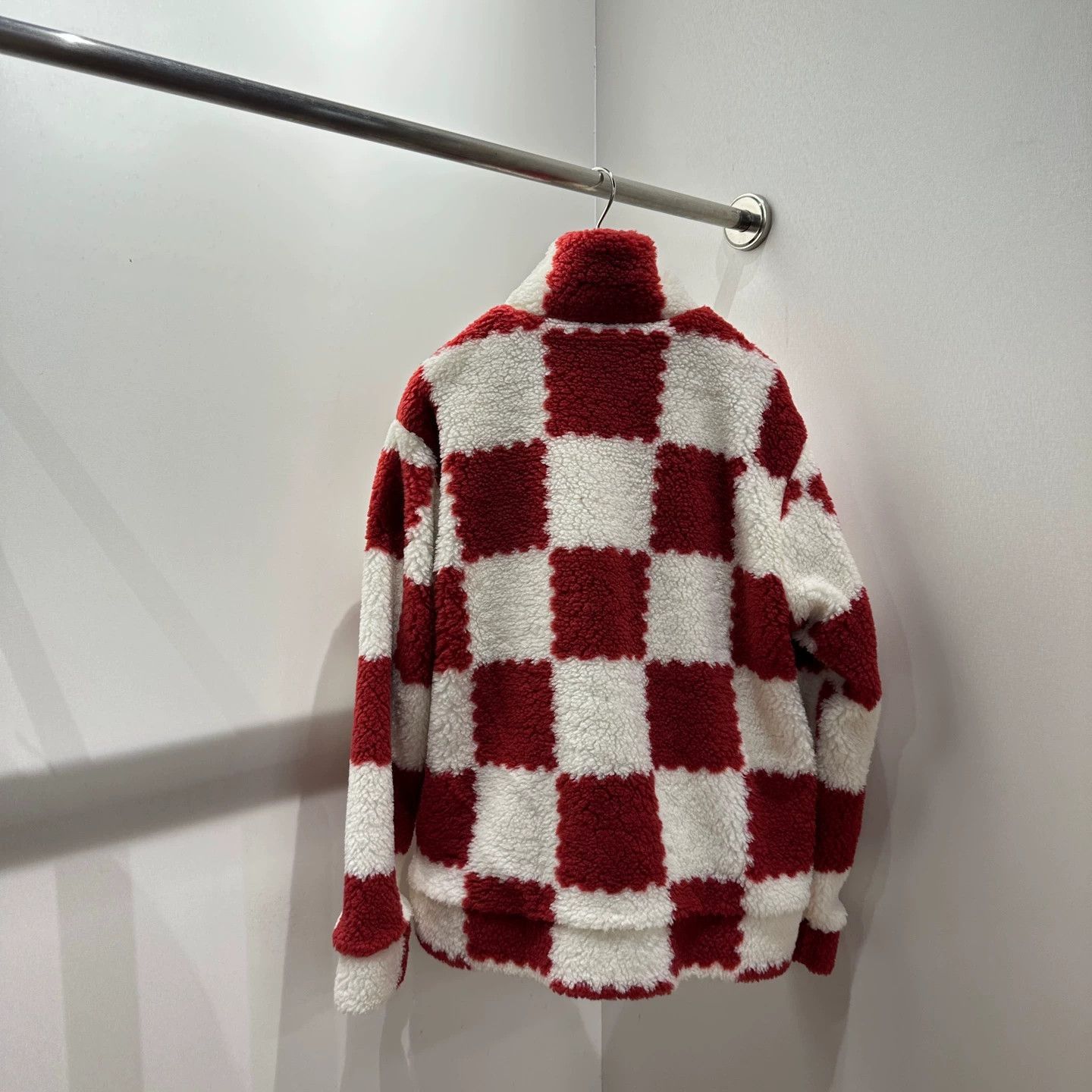 Louis Vuitton Red Checkered Fuzzy Zip-Up Jacket Size US M / EU 48-50 / 2 - 2 Thumbnail