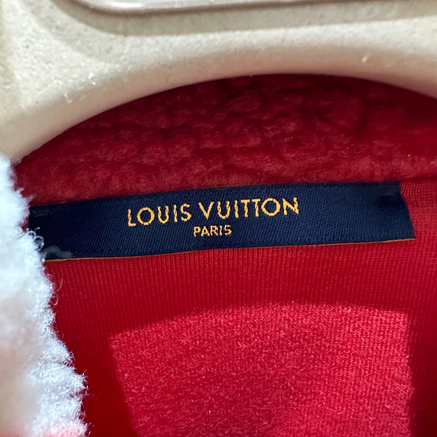 Louis Vuitton Red Checkered Fuzzy Zip-Up Jacket Size US M / EU 48-50 / 2 - 3 Thumbnail