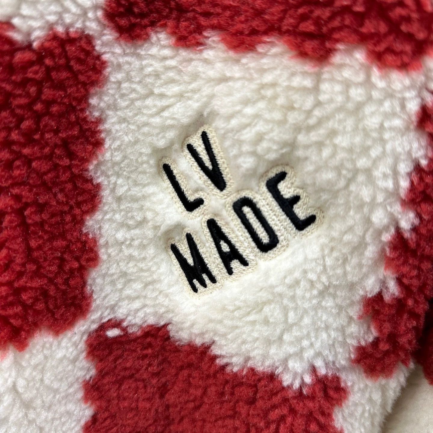 Louis Vuitton Red Checkered Fuzzy Zip-Up Jacket Size US M / EU 48-50 / 2 - 7 Thumbnail