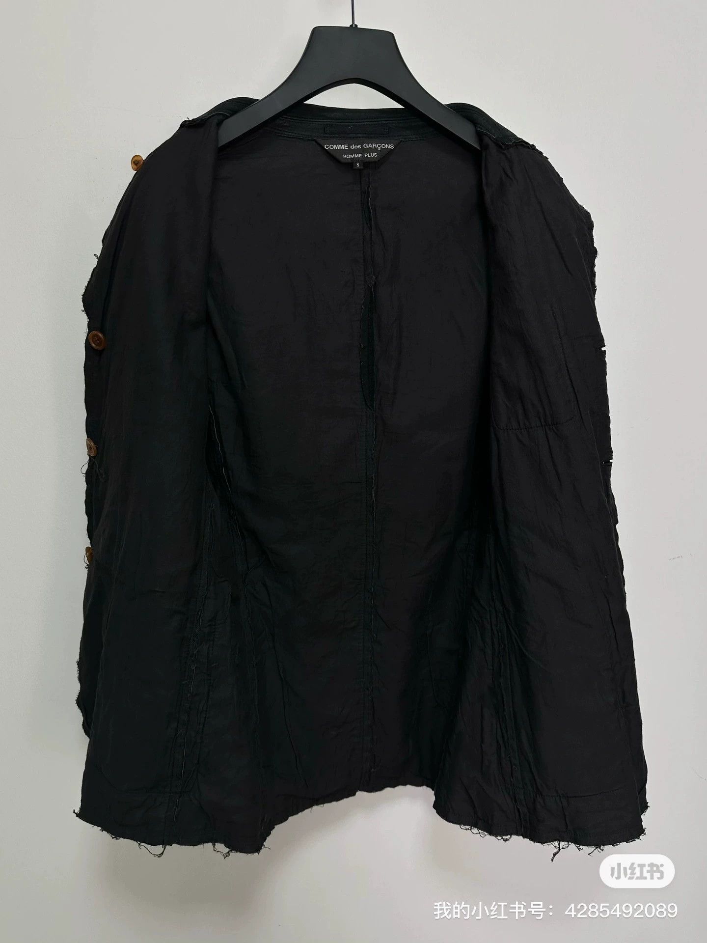 Comme des Garcons Black Distressed Button-Front Light Jacket Size US S / EU 44-46 / 1 - 3 Thumbnail