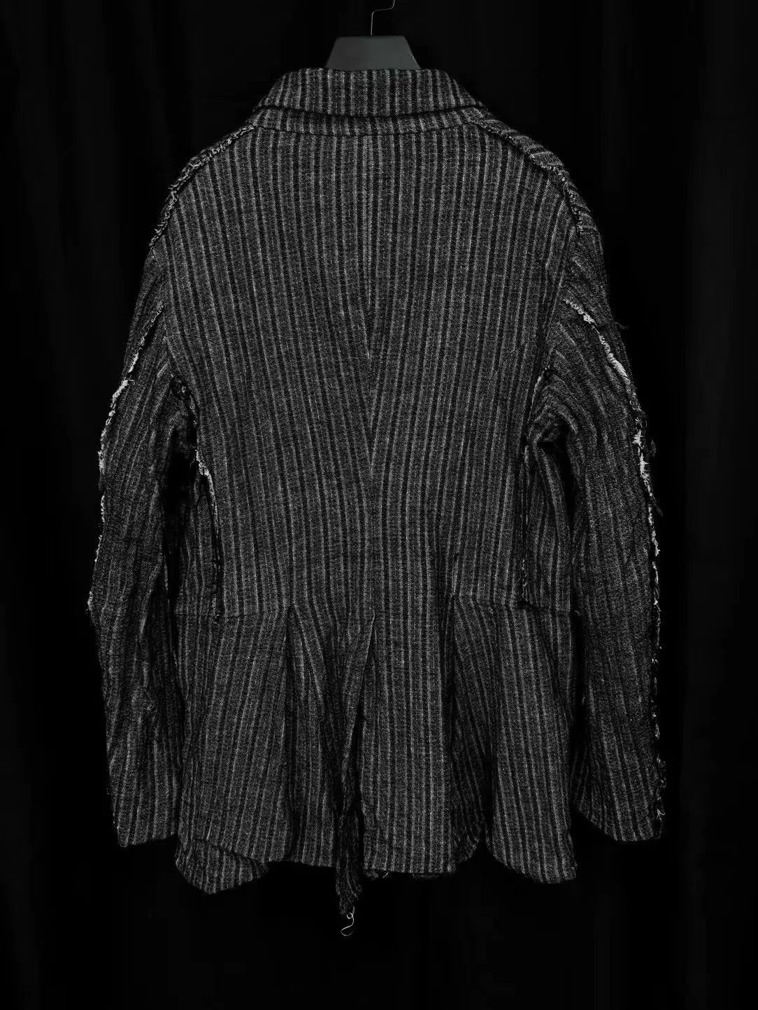 John Alexander Skelton Gray Striped Button-Up Light Jacket Size M Size US M / EU 48-50 / 2 - 3 Thumbnail