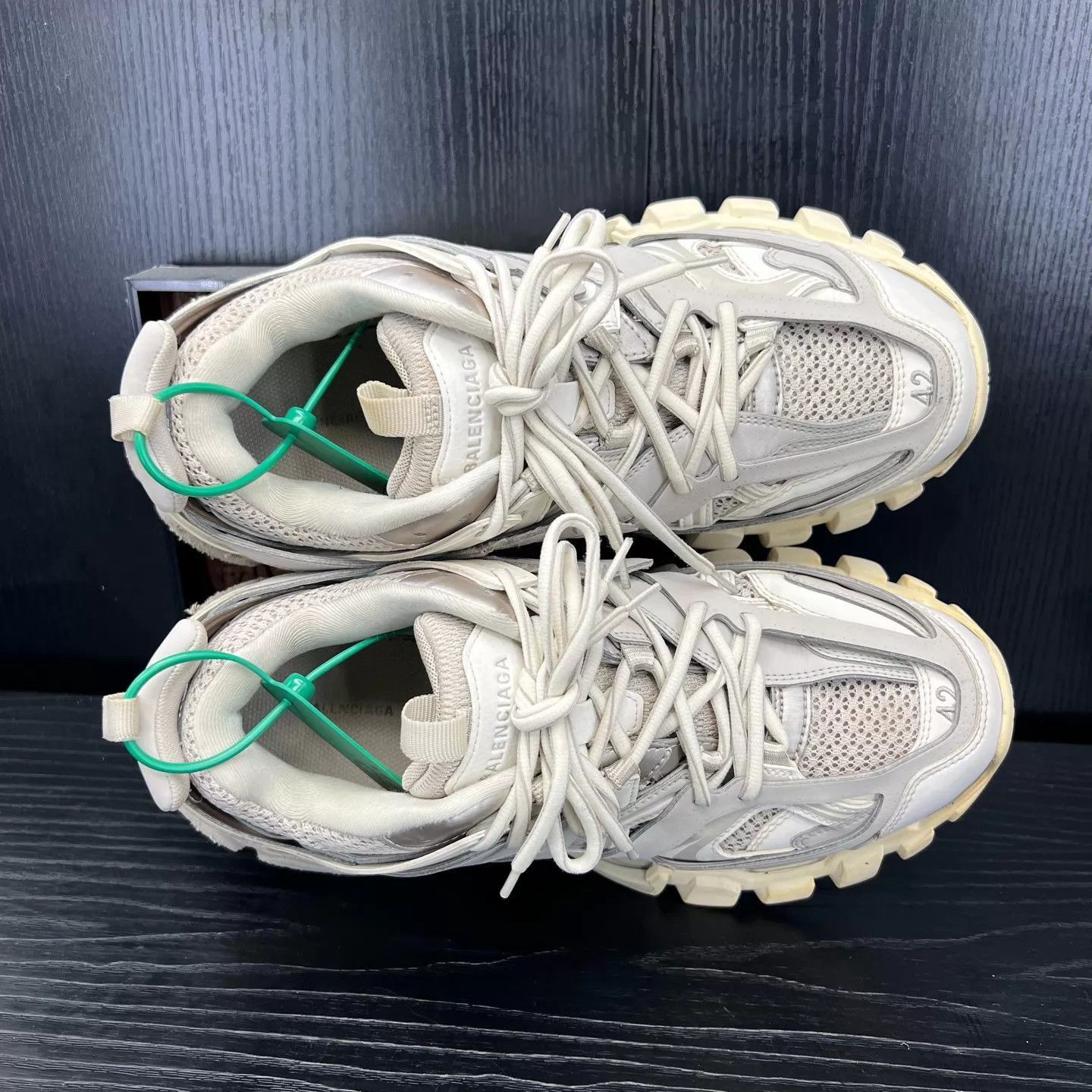 Balenciaga Multi Color Chunky Hitop Sneakers Size 9 Size US 9 / EU 42 - 7 Thumbnail