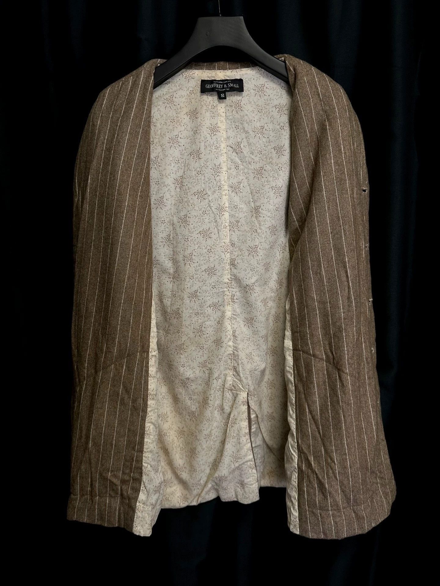 Geoffrey B. Small Brown Striped Button-Front Light Jacket Size S Size US S / EU 44-46 / 1 - 3 Thumbnail