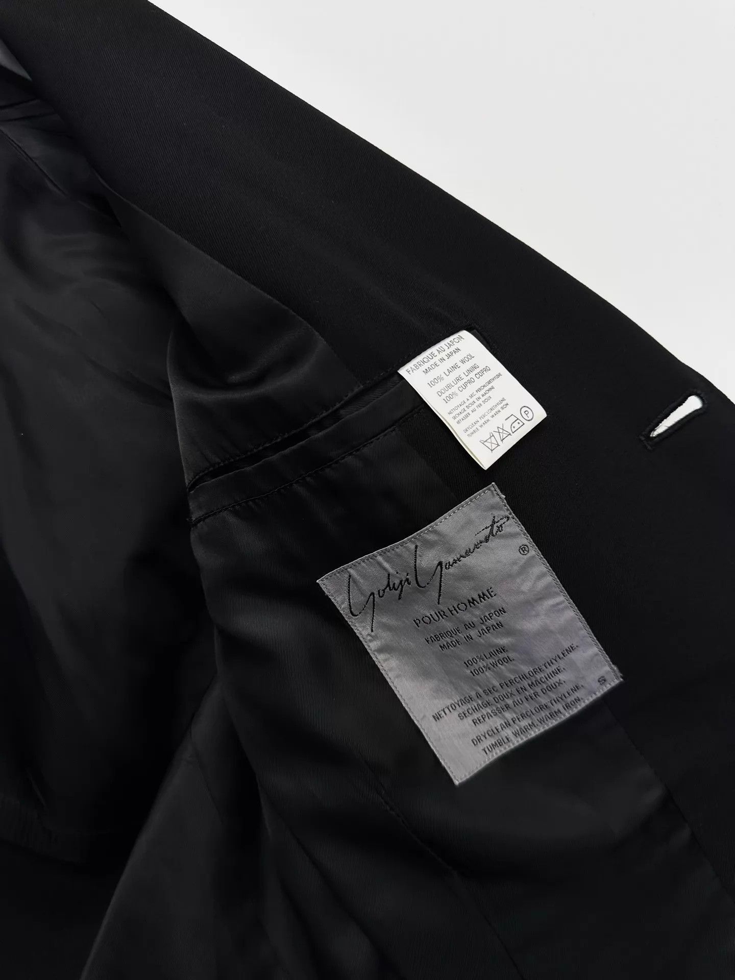Yohji Yamamoto Black Blazer with White Dog Embroidery Size S Size US S / EU 44-46 / 1 - 4 Thumbnail