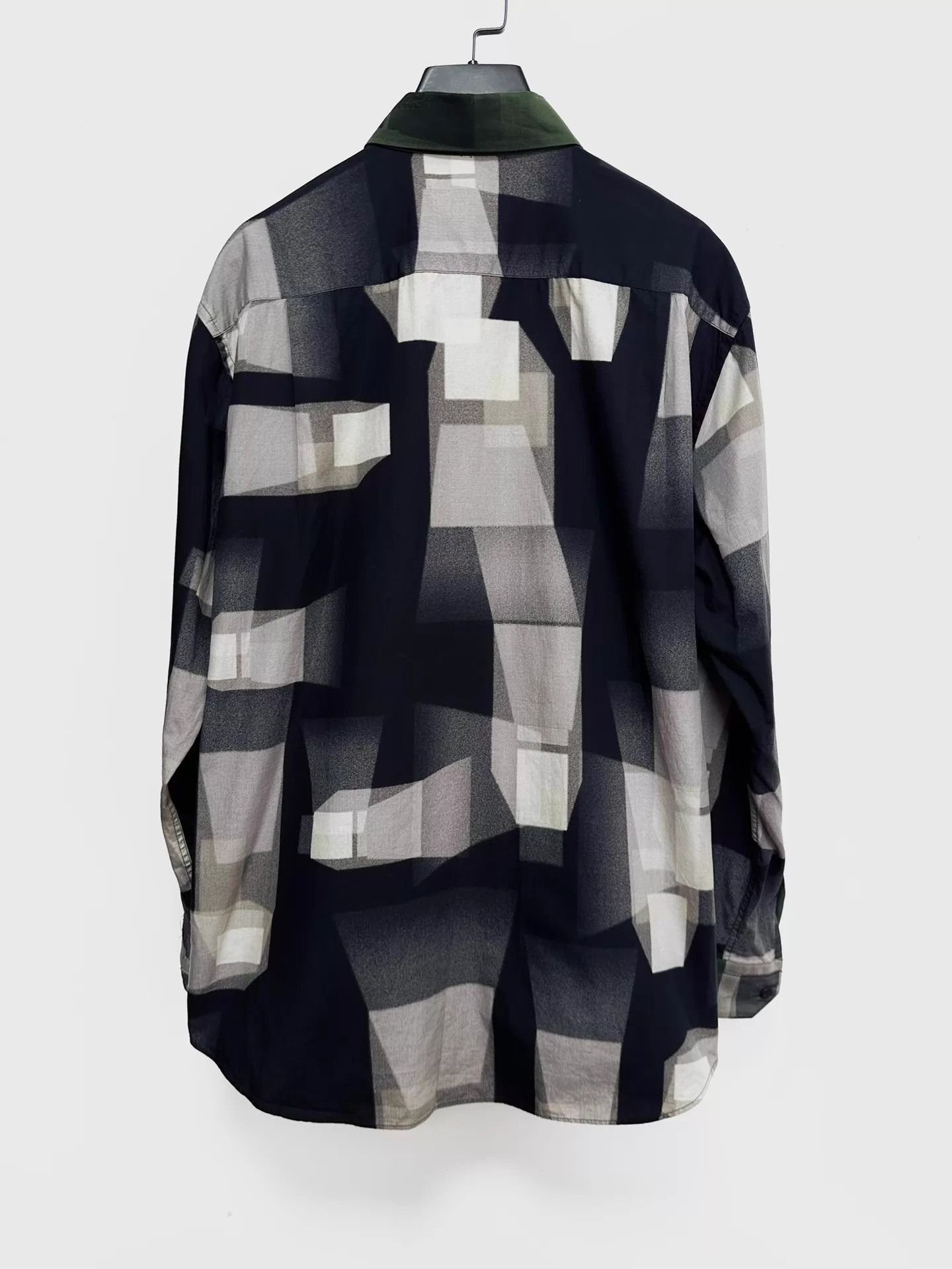 Issey Miyake Geometric Print Long Sleeve Button-Up Shirt Size US S / EU 44-46 / 1 - 2 Thumbnail