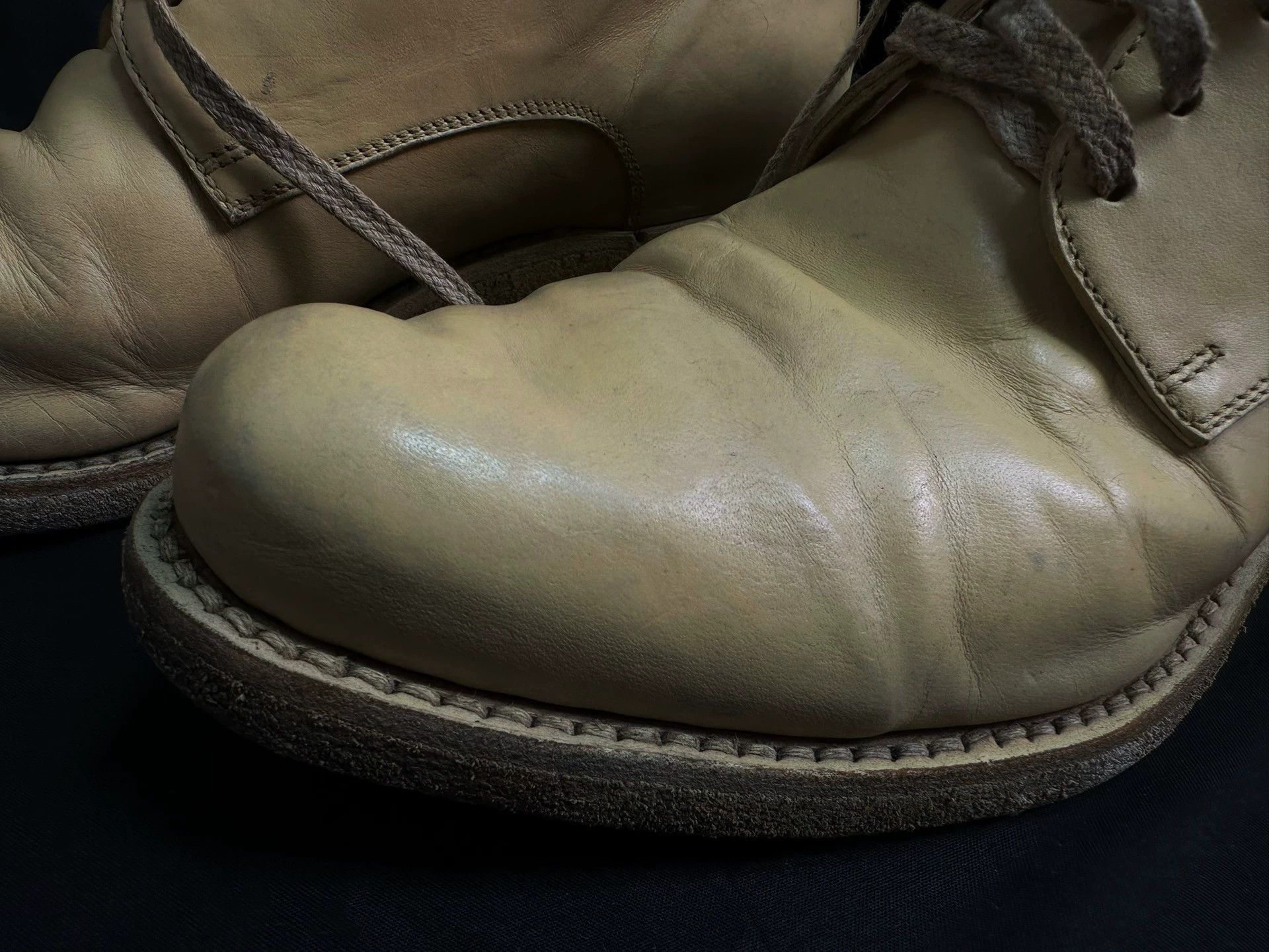 A1923 Yellow Leather Lace-Up Shoes Size 7 Size US 7 / EU 40 - 9 Thumbnail