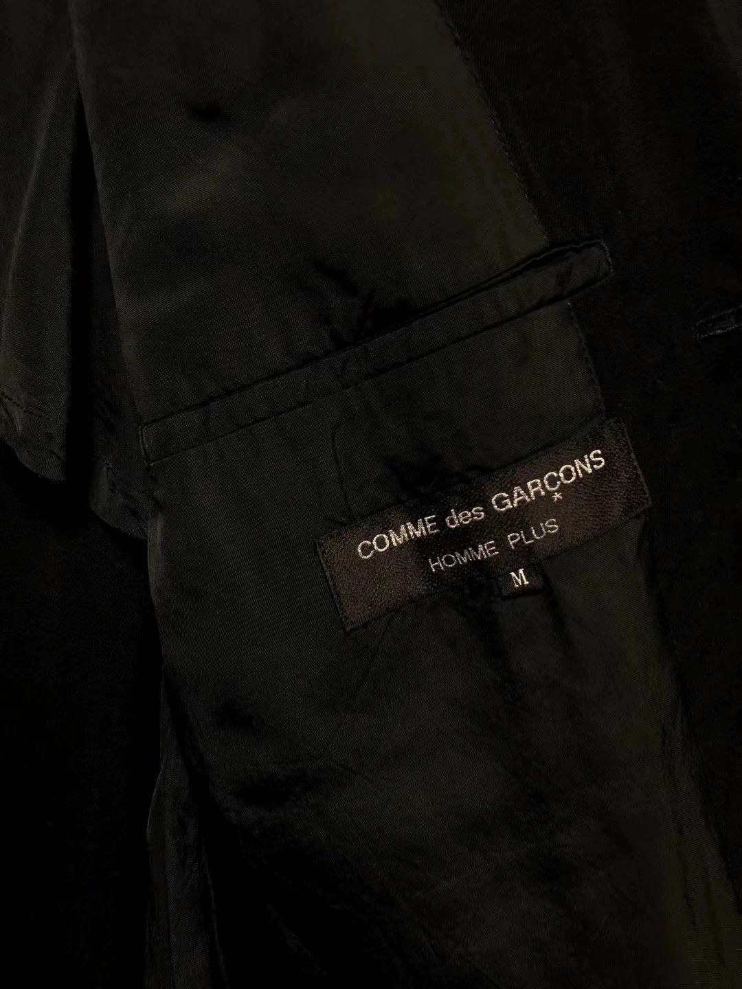 Comme des Garcons Black Single-Breasted Blazer with Distressed Hem Size US M / EU 48-50 / 2 - 7 Thumbnail