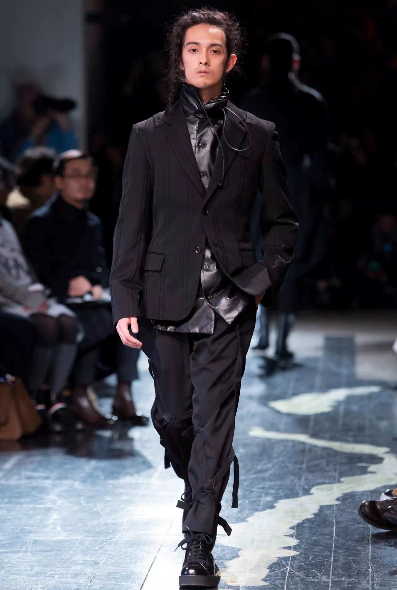 Yohji Yamamoto Black Tailored Blazer with Button Closure Size US L / EU 52-54 / 3 - 8 Thumbnail