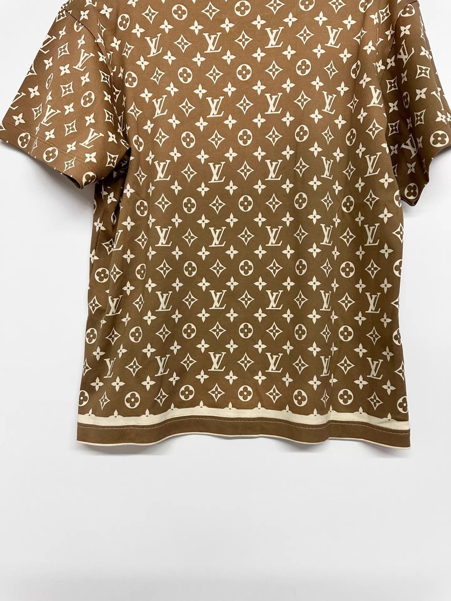 Louis Vuitton Beige Short Sleeve Patterned T-Shirt Size US M / EU 48-50 / 2 - 7 Thumbnail
