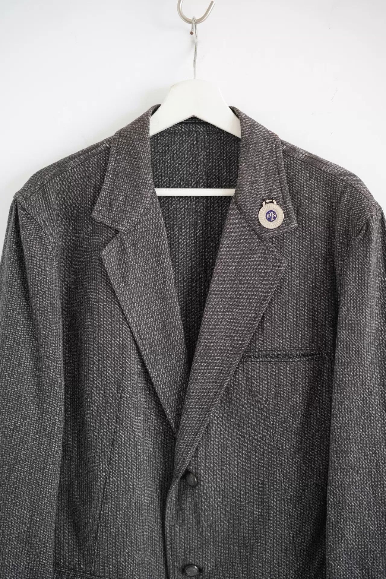 Yohji Yamamoto Gray Pinstripe Blazer - Size L Size US L / EU 52-54 / 3 - 3 Thumbnail