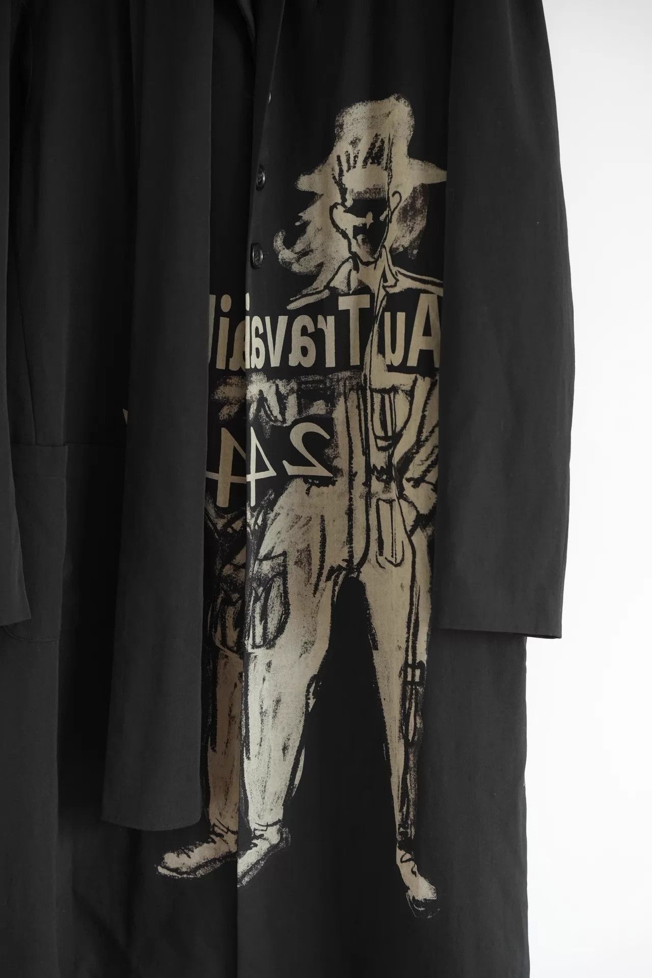 Yohji Yamamoto Black Long Coat with Graphic Print Size US M / EU 48-50 / 2 - 4 Thumbnail