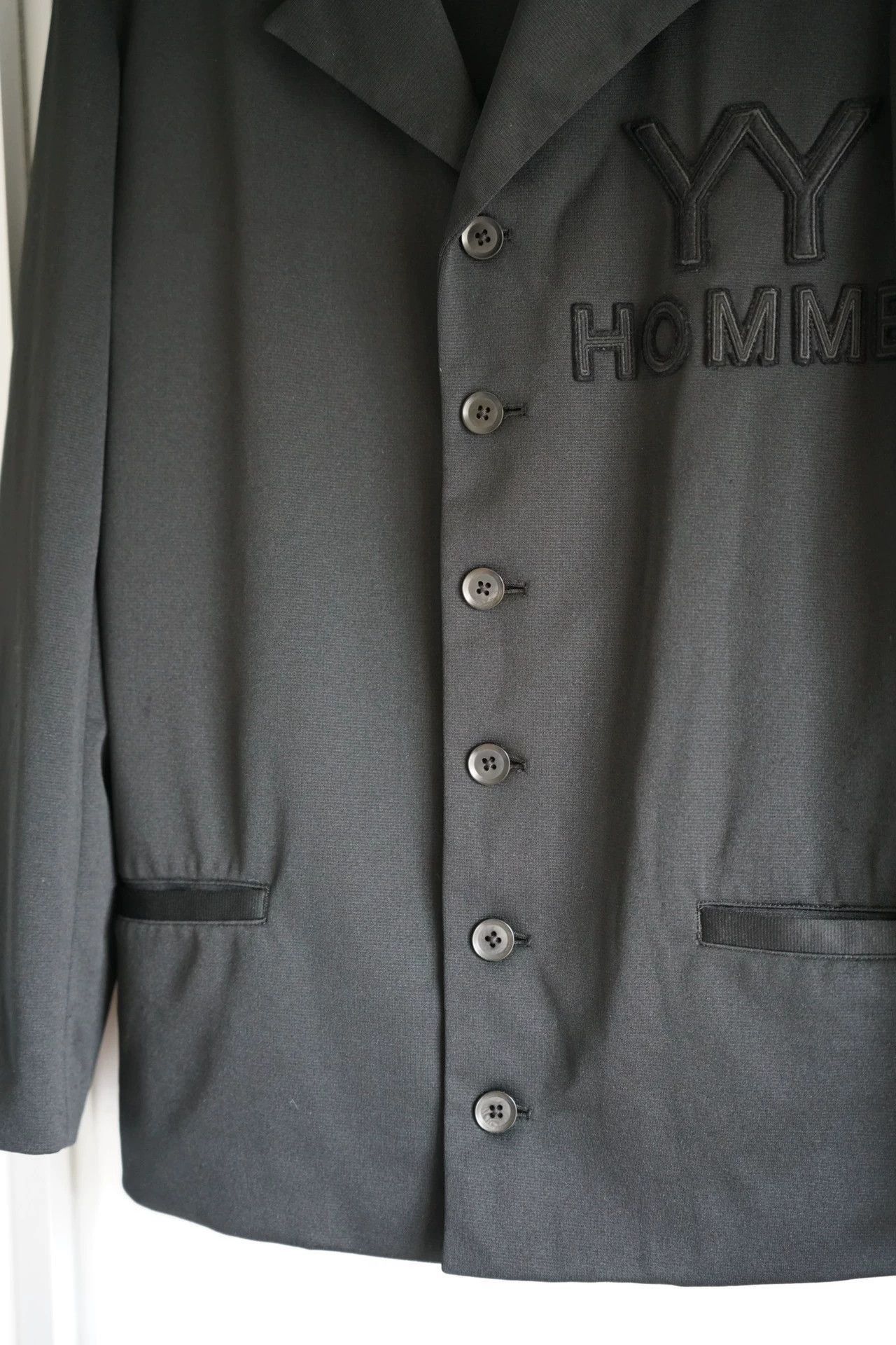 Yohji Yamamoto Black Button-Front Jacket with Embroidered Details Size US L / EU 52-54 / 3 - 6 Thumbnail