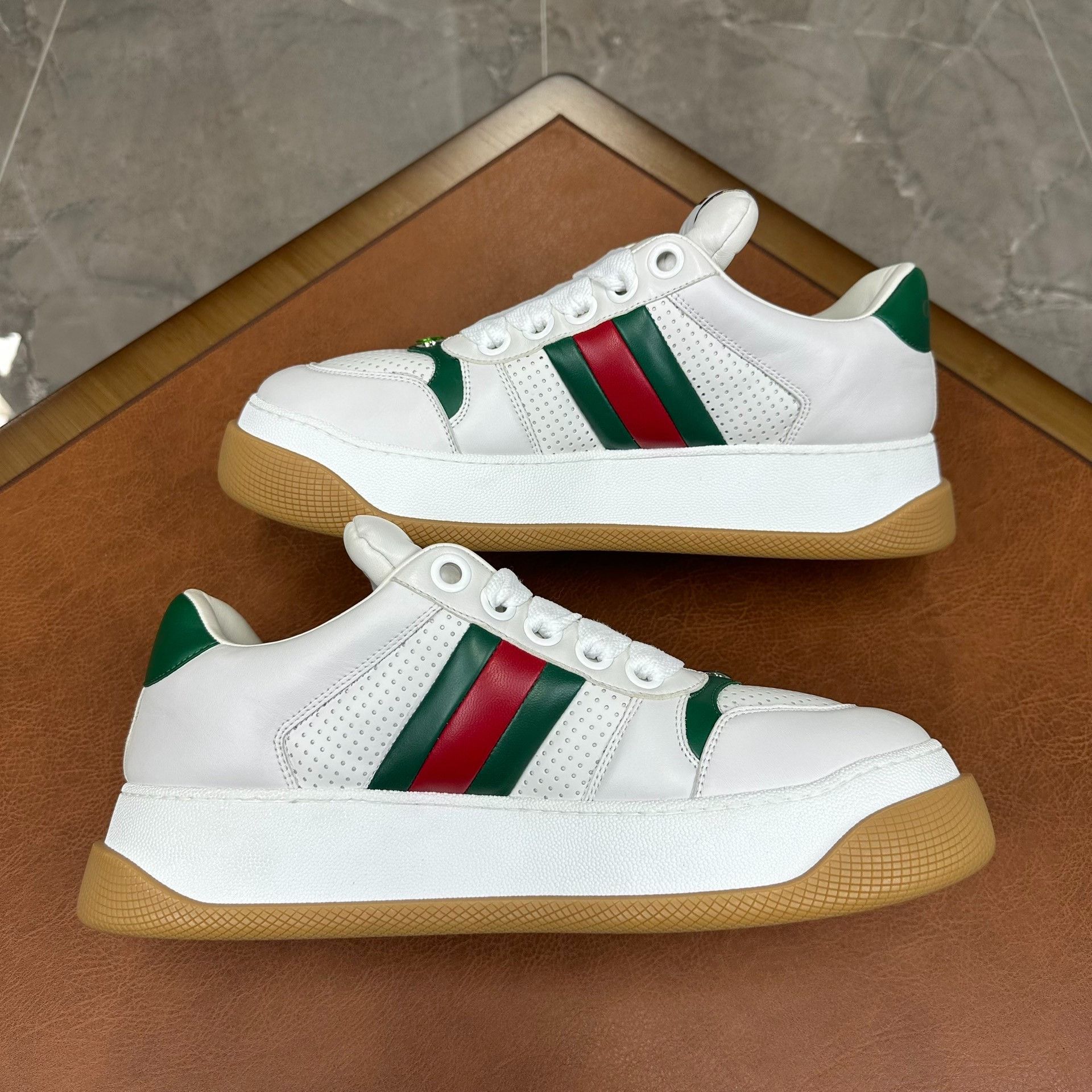 Gucci Gucci White Lowtop Sneakers 12 Men Size US 12 / EU 45 - 5 Thumbnail