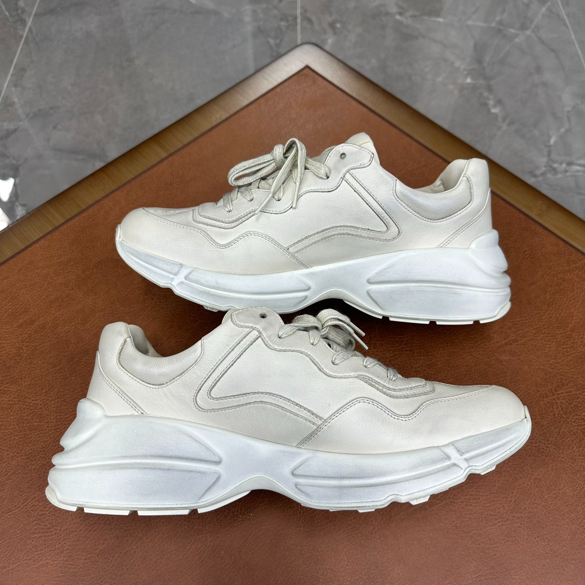 Gucci Gucci Leather Printed White Lowtop Sneakers 12 Men Size US 12 / EU 45 - 5 Thumbnail