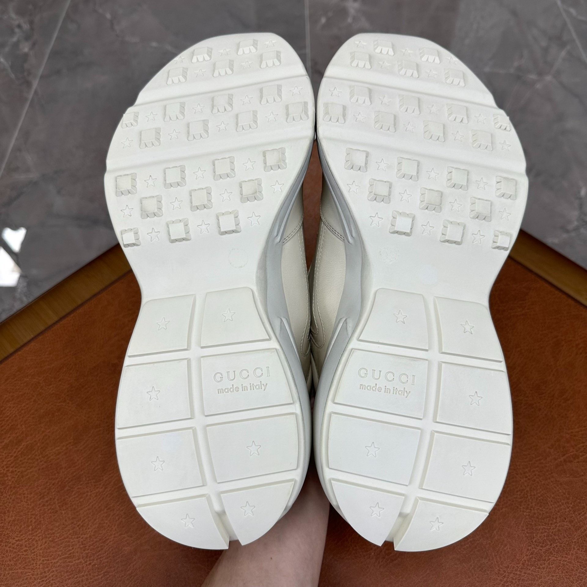 Gucci Gucci Leather Printed White Lowtop Sneakers 12 Men Size US 12 / EU 45 - 6 Thumbnail