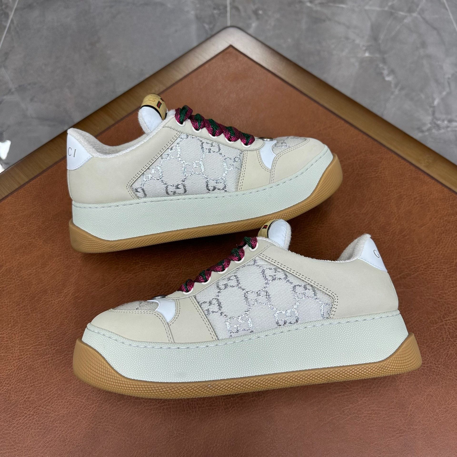 Gucci Gucci Canvas Beige Lowtop Sneakers it_38 Women Size US 8 / IT 38 - 4 Thumbnail