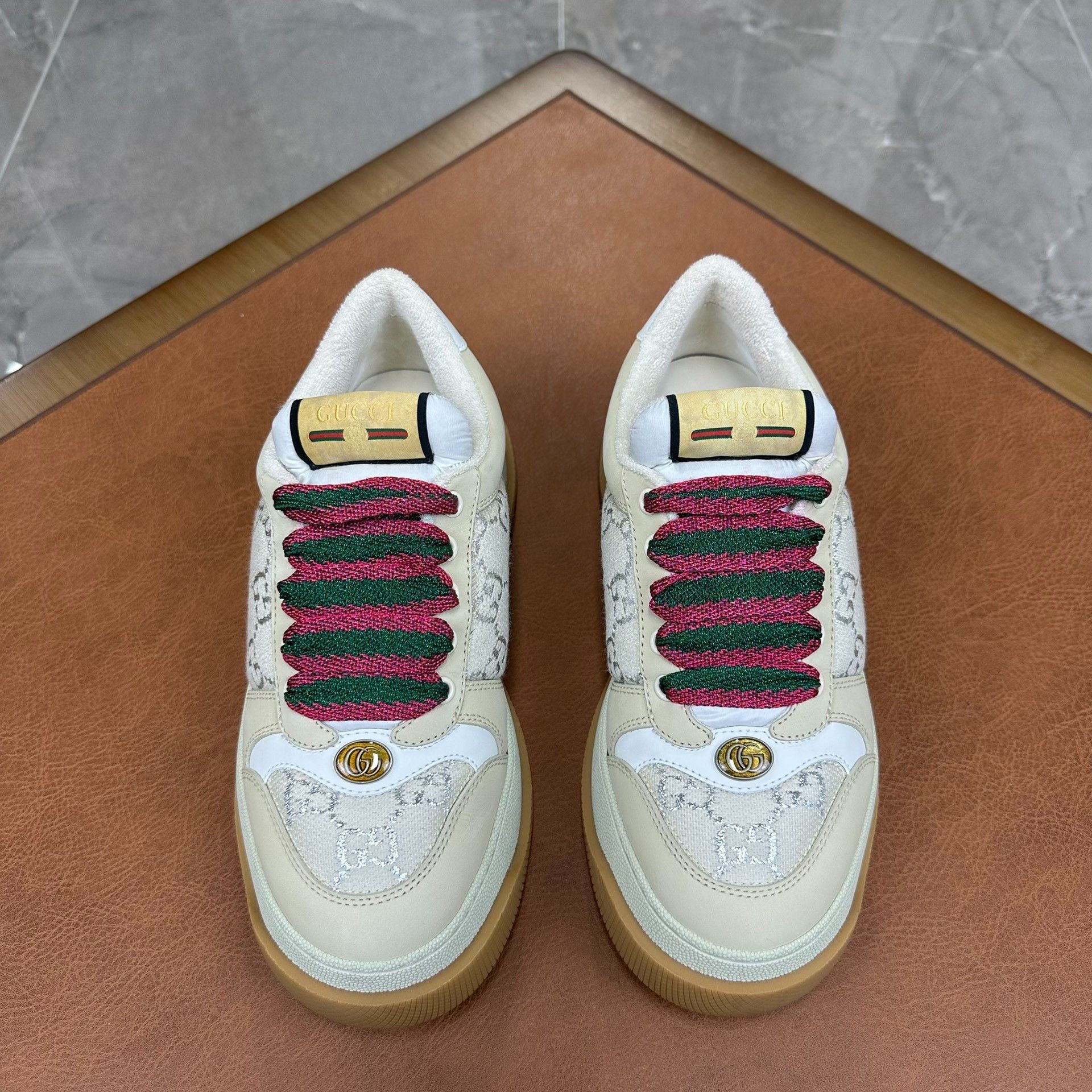 Gucci Gucci Canvas Beige Lowtop Sneakers it_38 Women Size US 8 / IT 38 - 2 Thumbnail