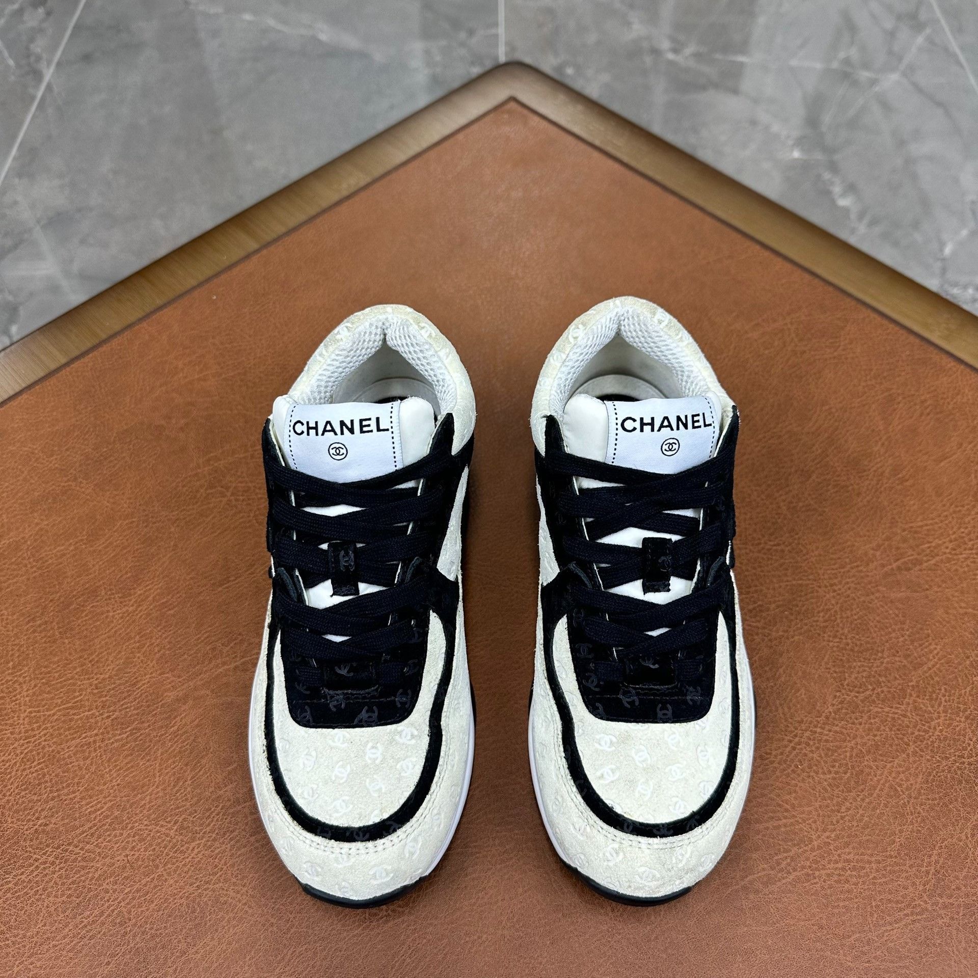 Chanel Chanel Casual Black Lowtop Sneakers it_36 Women Size US 6 / IT 36 - 2 Thumbnail