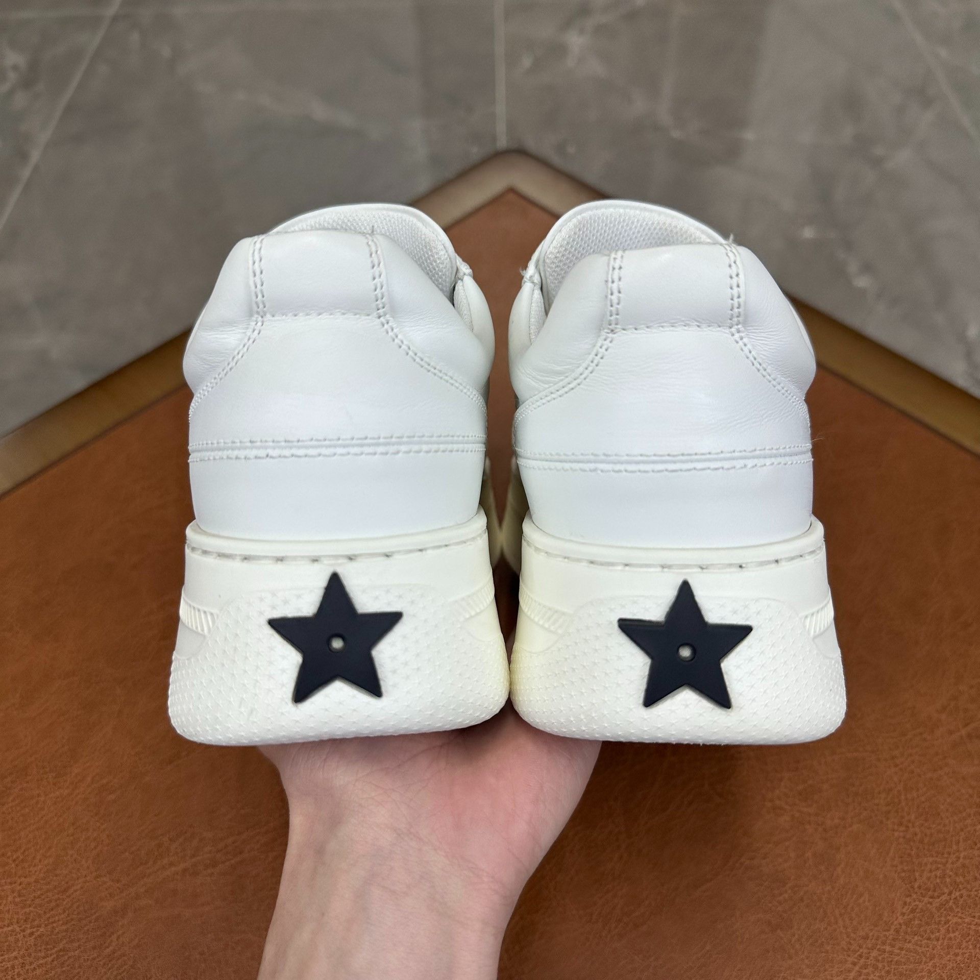 Dior Dior Leather White Lowtop Sneakers it_37-5 Women Size US 7.5 / IT 37.5 - 3 Thumbnail
