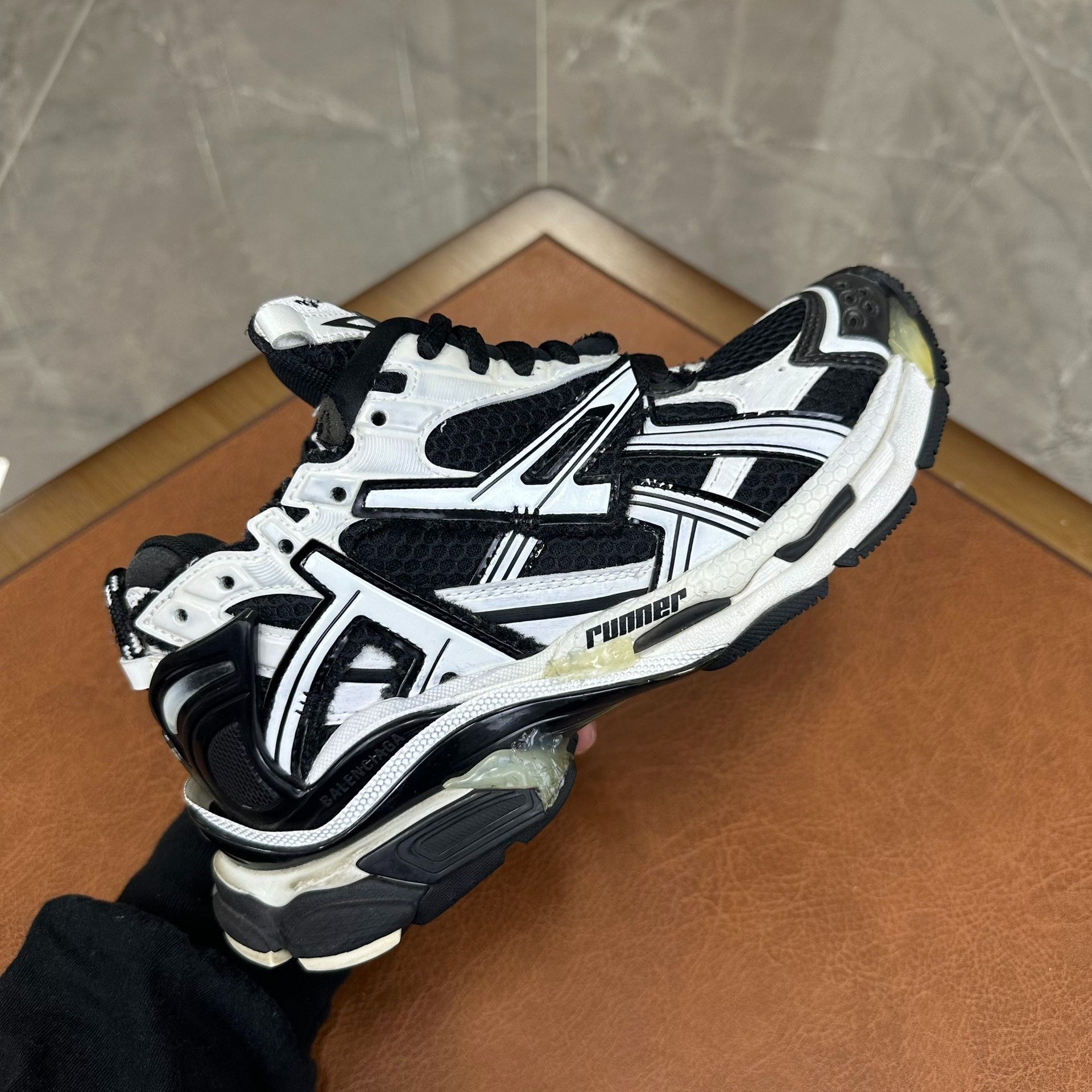 Balenciaga Balenciaga Running Black Lowtop Sneakers it_36 Women Size US 6 / IT 36 - 9 Thumbnail