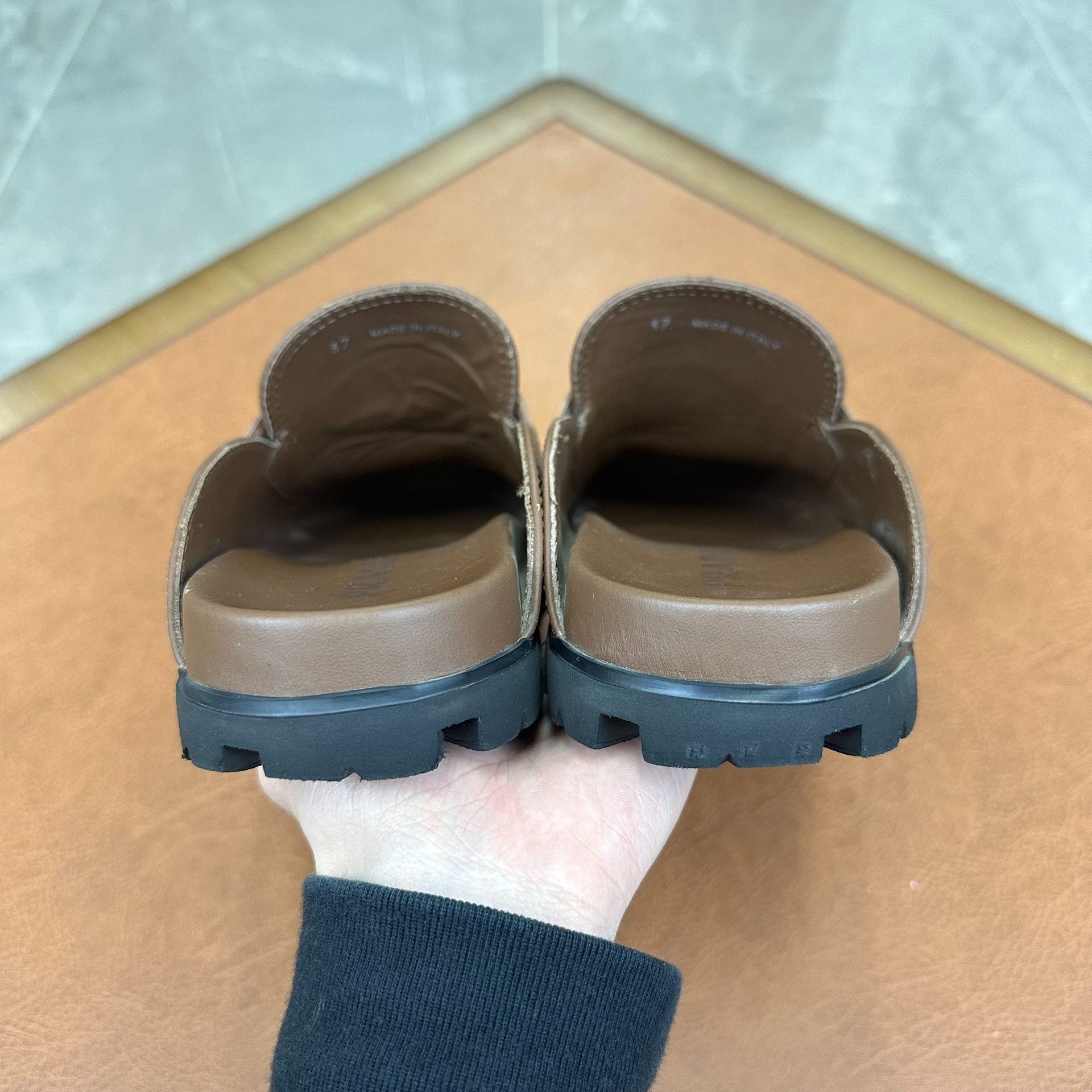 Prada Prada Sandals it_37 Women Size US 7 / IT 37 - 3 Thumbnail