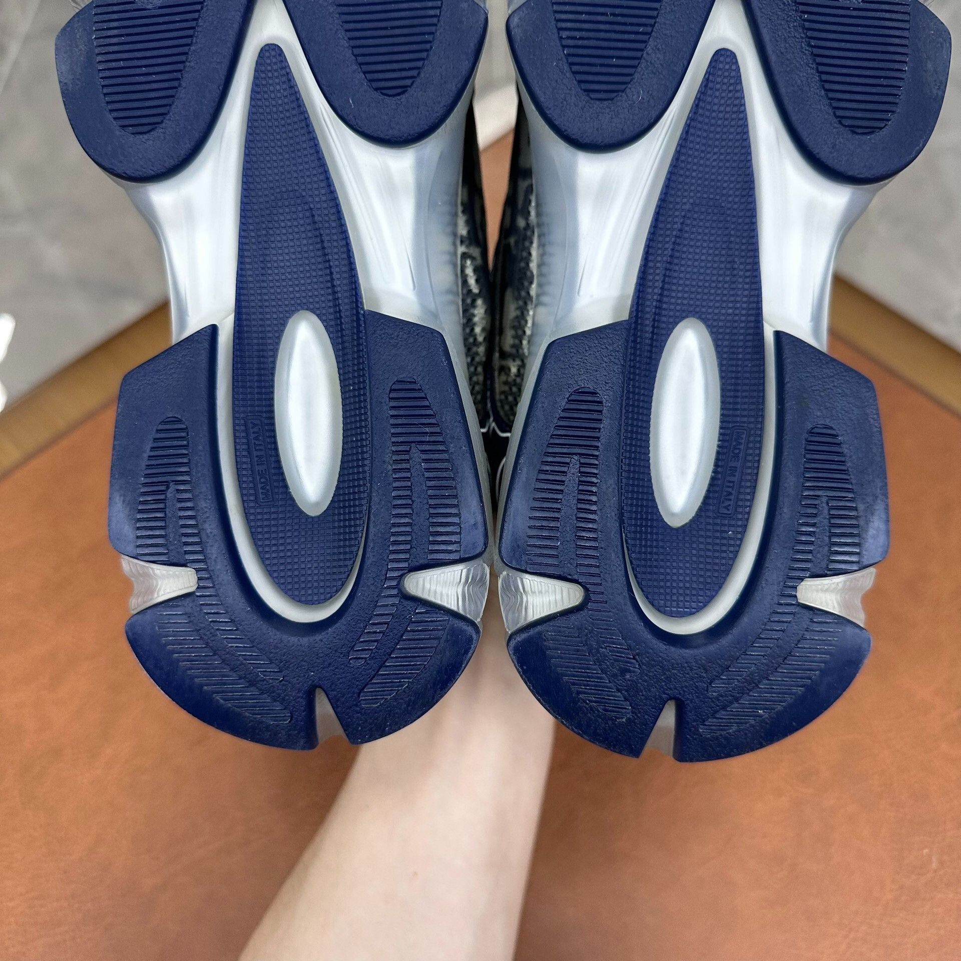 Dior Dior Printed Blue Lowtop Sneakers it_36-5 Women Size US 6.5 / IT 36.5 - 8 Thumbnail