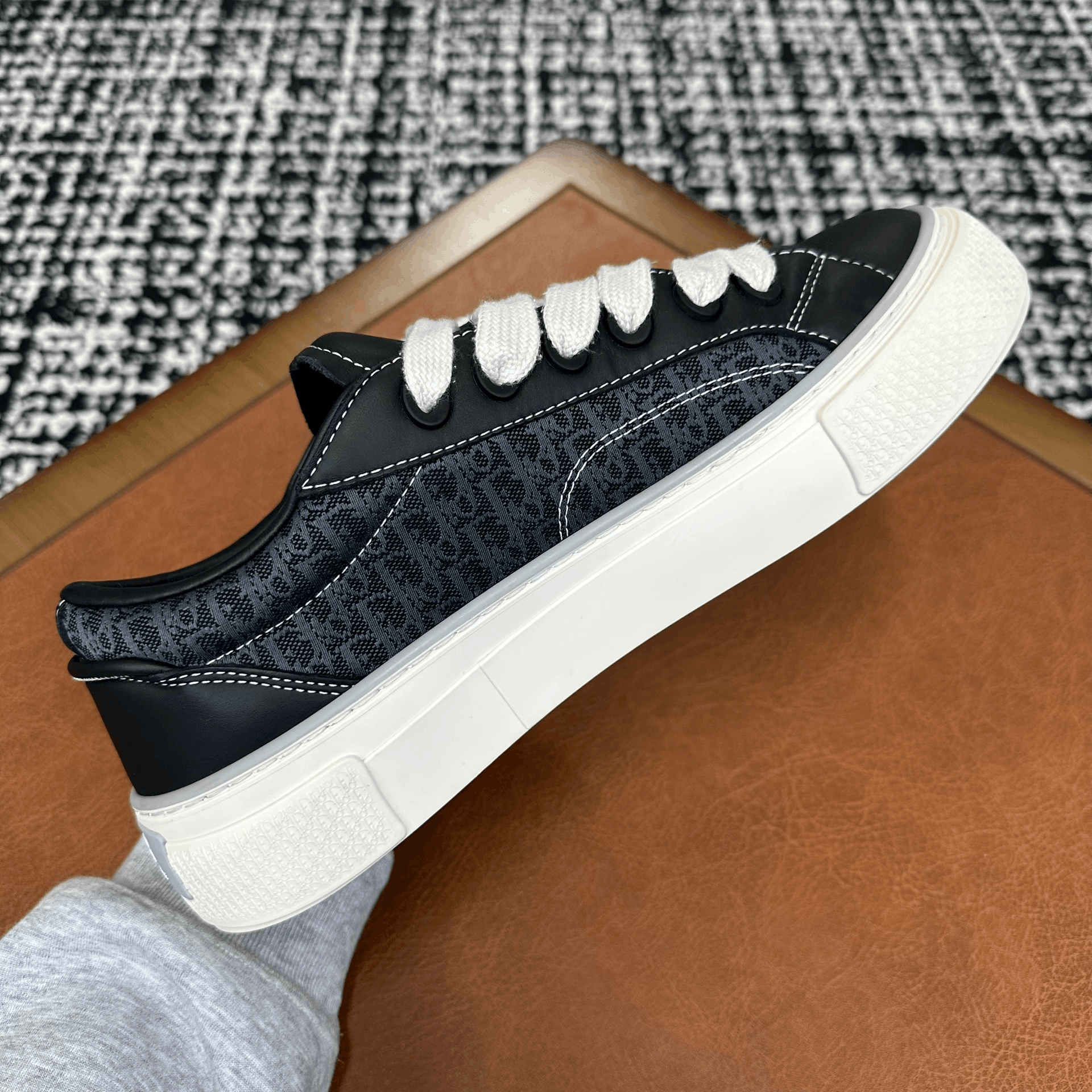 Dior Dior Black Lowtop Sneakers 9 Men Size US 9 / EU 42 - 6 Thumbnail