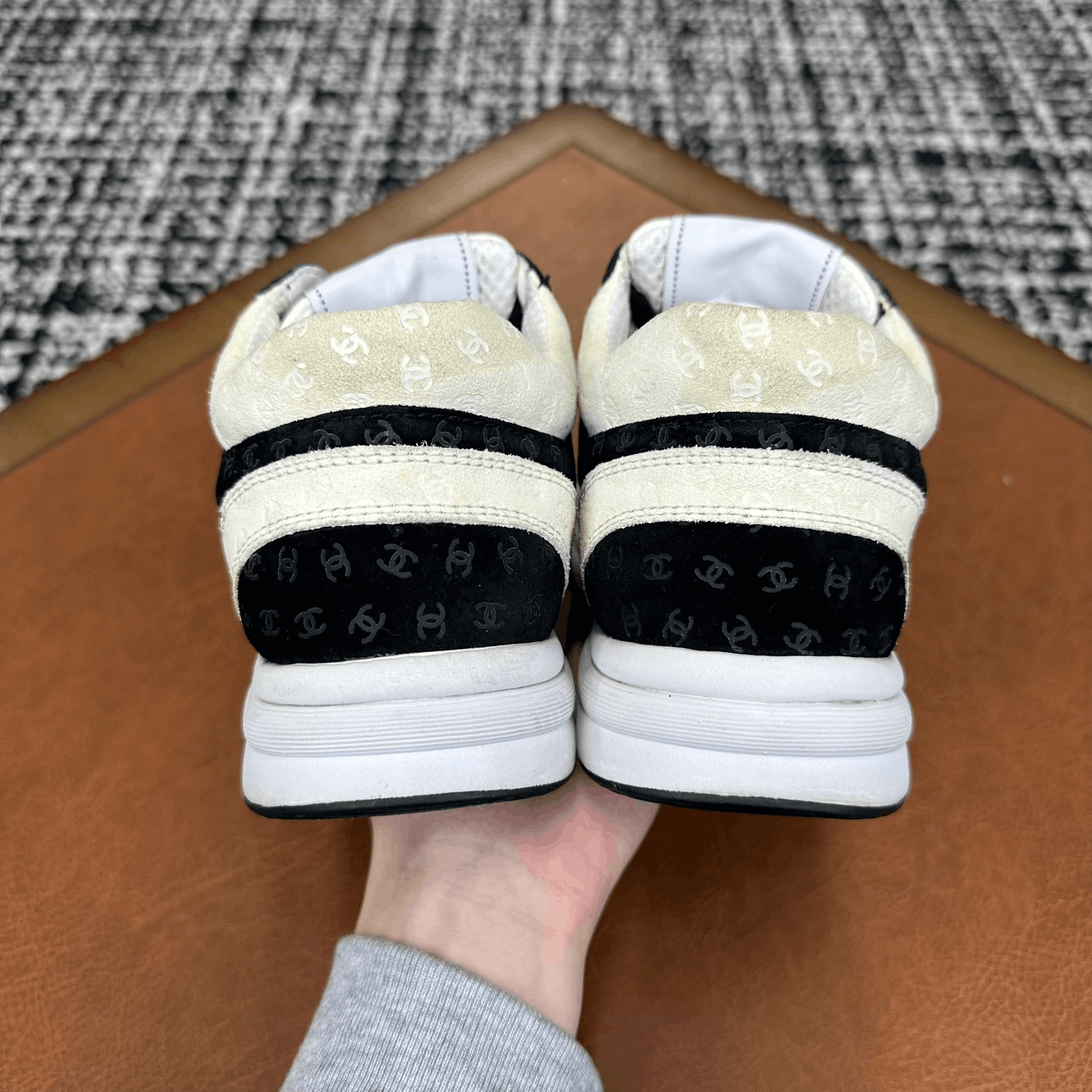 Chanel Chanel Casual Black Lowtop Sneakers it_37 Women Size US 7 / IT 37 - 7 Thumbnail