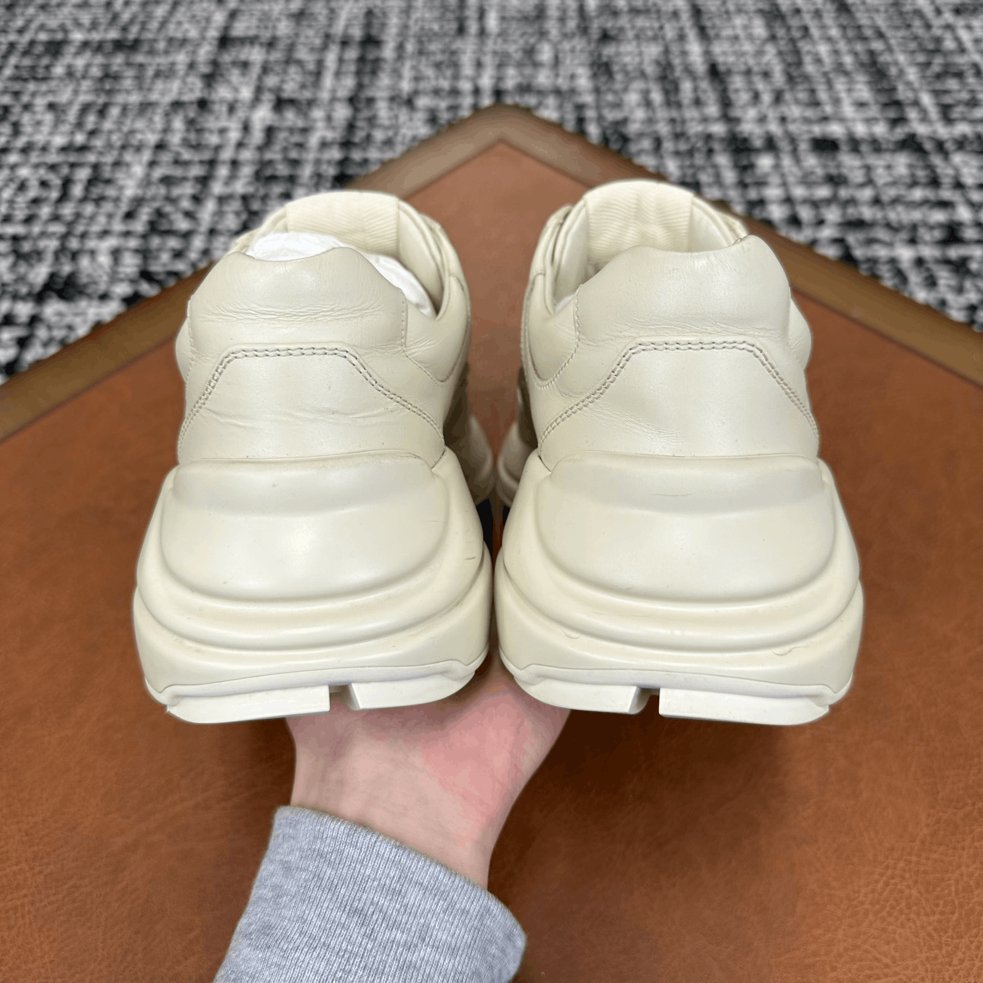 Gucci Gucci Retro White Lowtop Sneakers it_37 Women Size US 7 / IT 37 - 7 Thumbnail