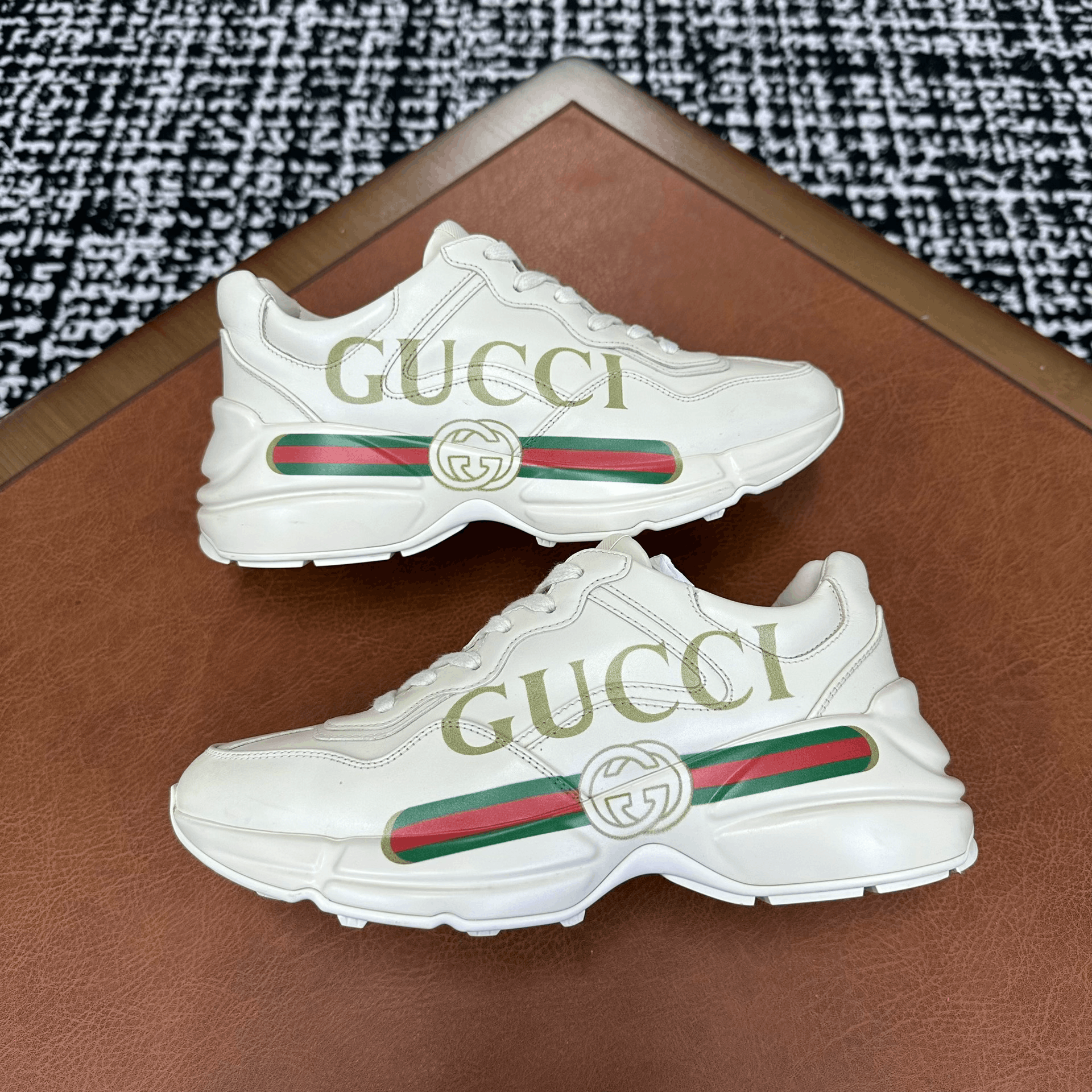 Gucci Gucci Retro White Lowtop Sneakers it_37 Women Size US 7 / IT 37 - 8 Thumbnail