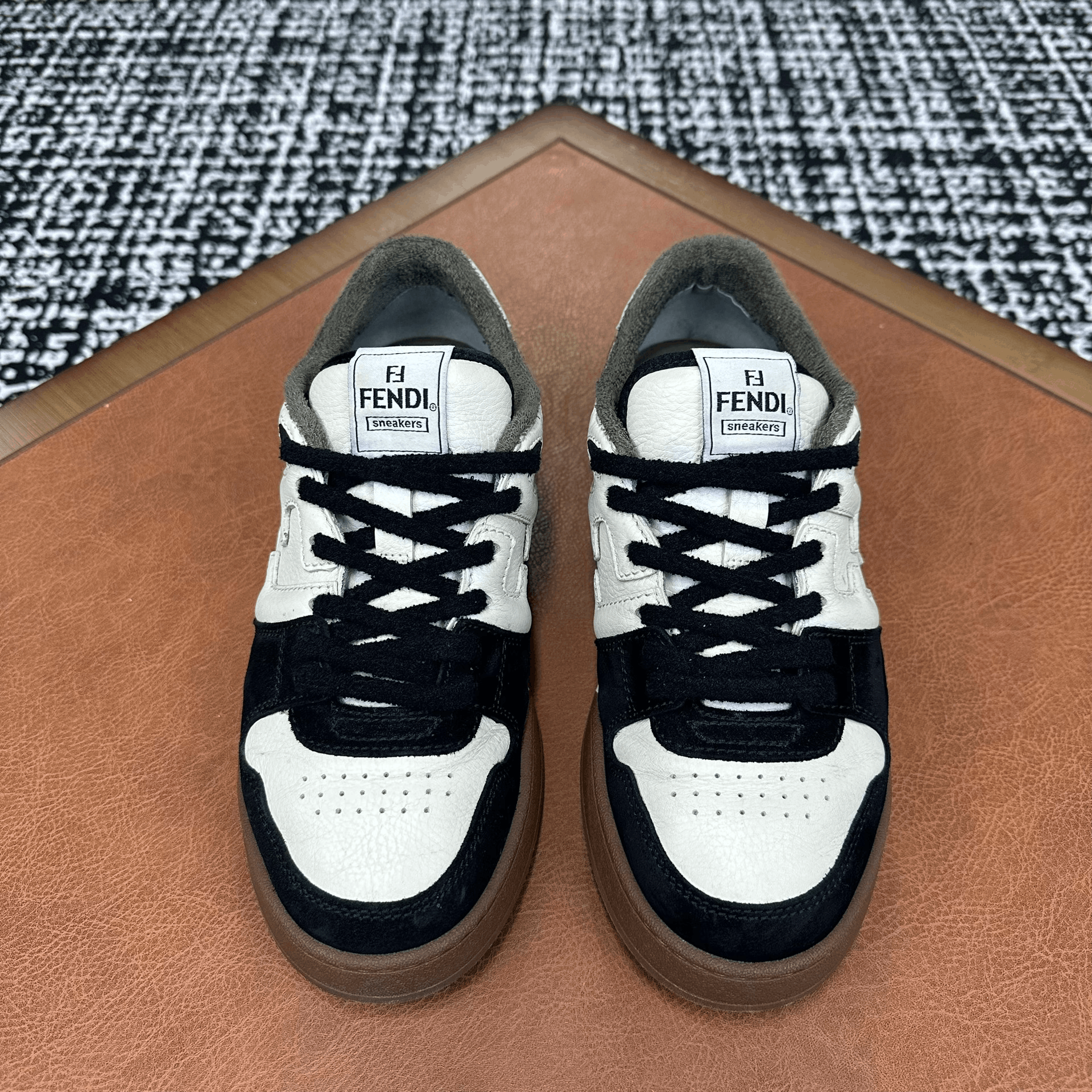 Fendi Fendi Casual Black Lowtop Sneakers 10 Men Size US 10 / EU 43 - 2 Thumbnail