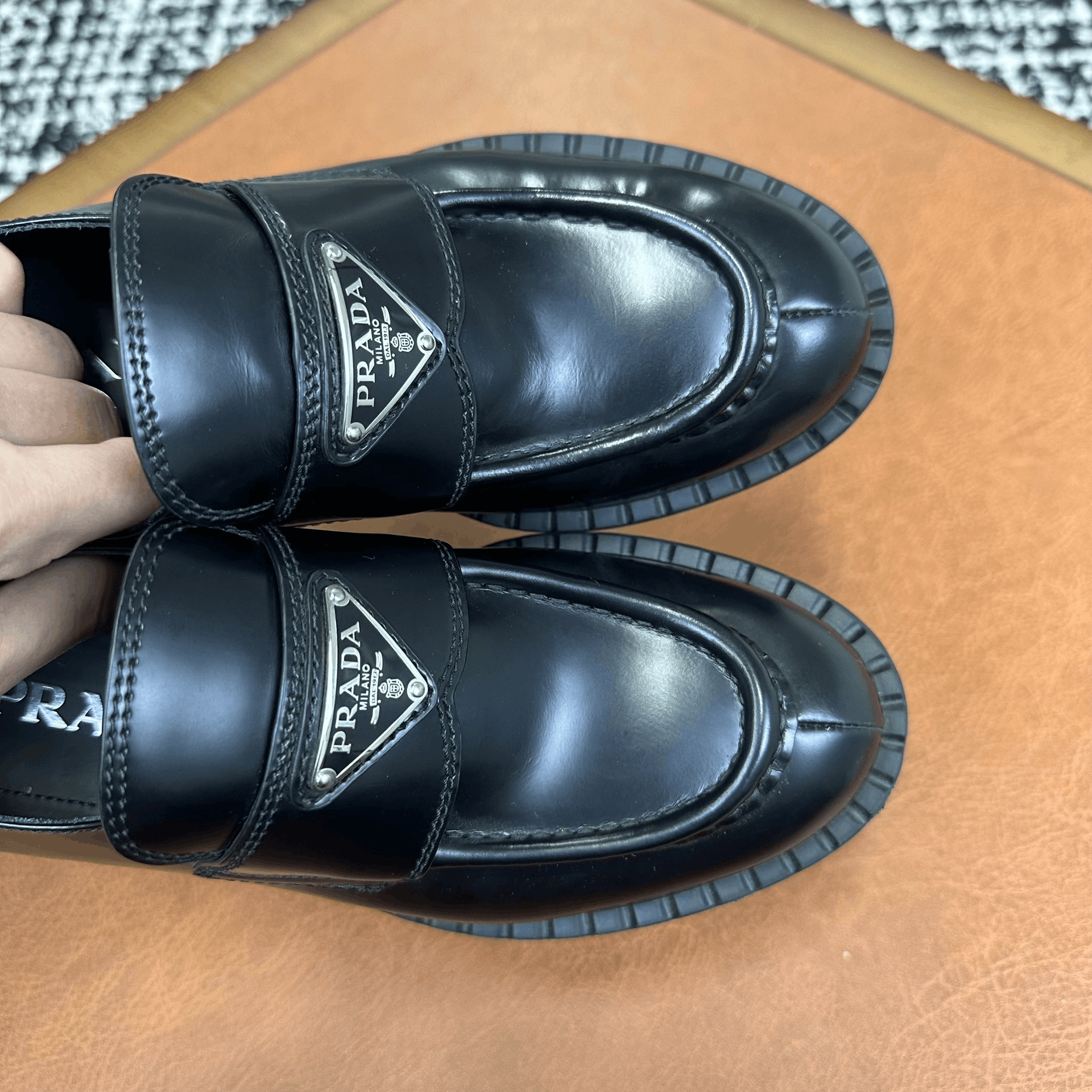 Prada Prada Black Lowtop Sneakers it_36 Women Size US 6 / IT 36 - 4 Thumbnail