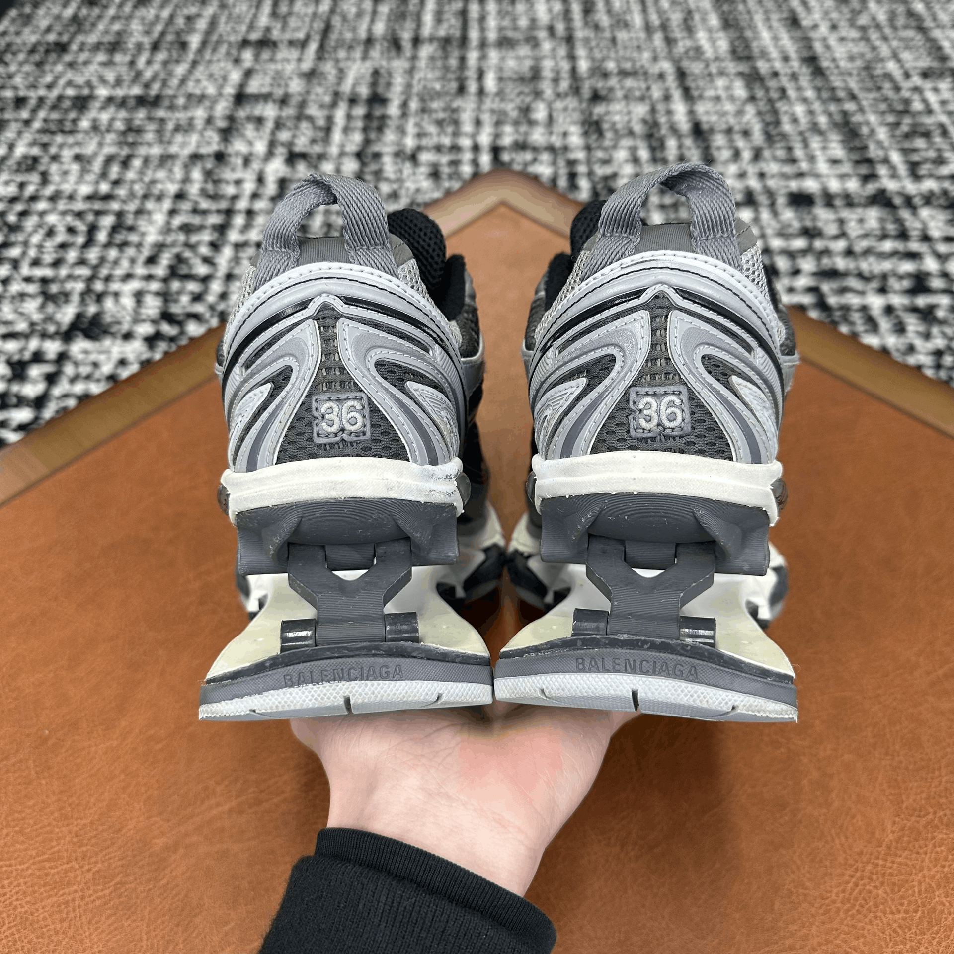 Balenciaga Balenciaga Mesh Brown Lowtop Sneakers it_36 Women Size US 6 / IT 36 - 3 Thumbnail