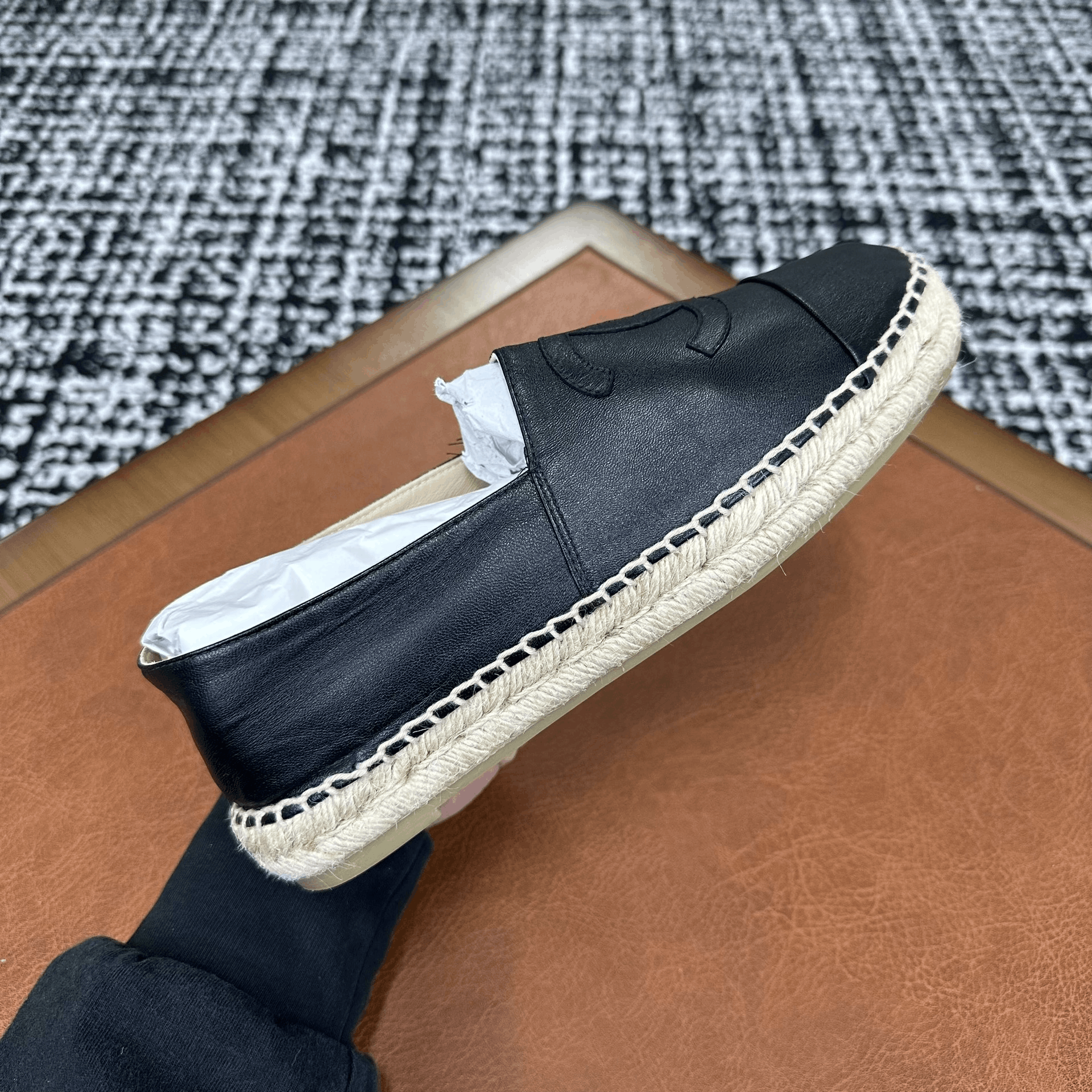Chanel Chanel Lowtop Sneakers it_38 Women Size US 8 / IT 38 - 6 Thumbnail
