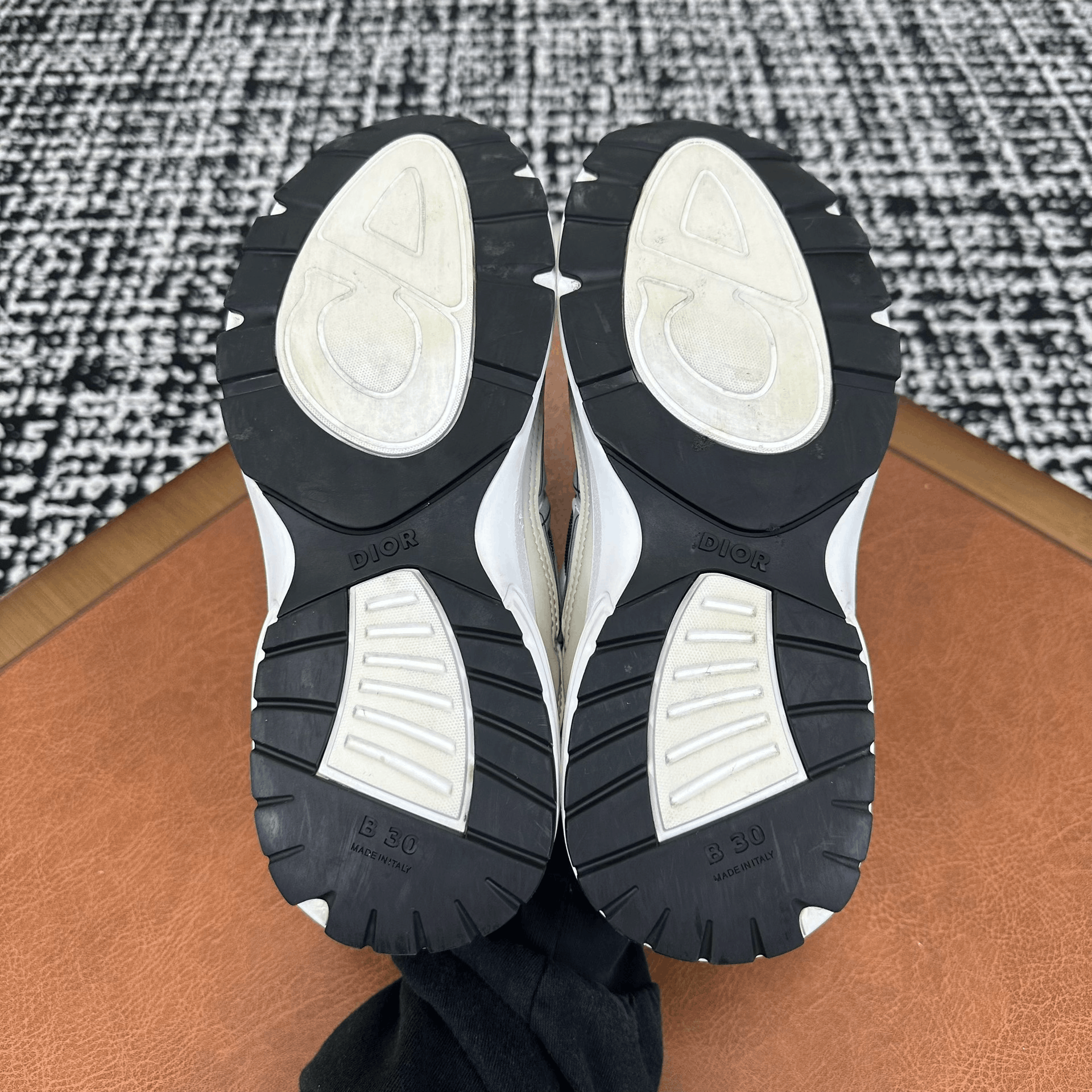Dior Dior Leather Lowtop Sneakers 7 Men Size US 7 / EU 40 - 9 Thumbnail