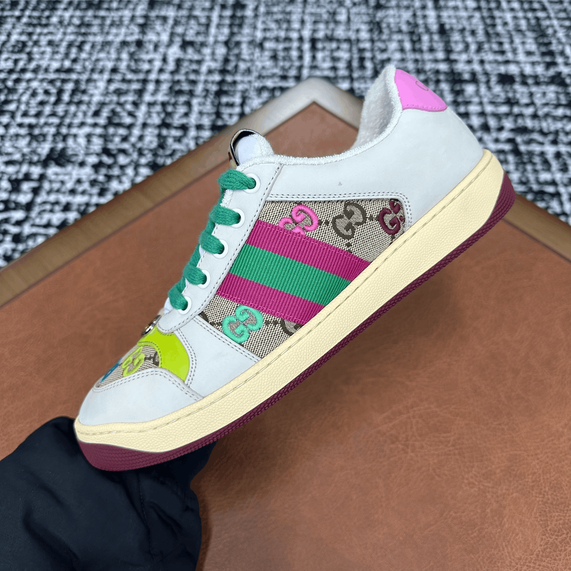 Gucci Gucci Canvas Embroidered Lowtop Sneakers it_38 Women Size US 8 / IT 38 - 5 Thumbnail