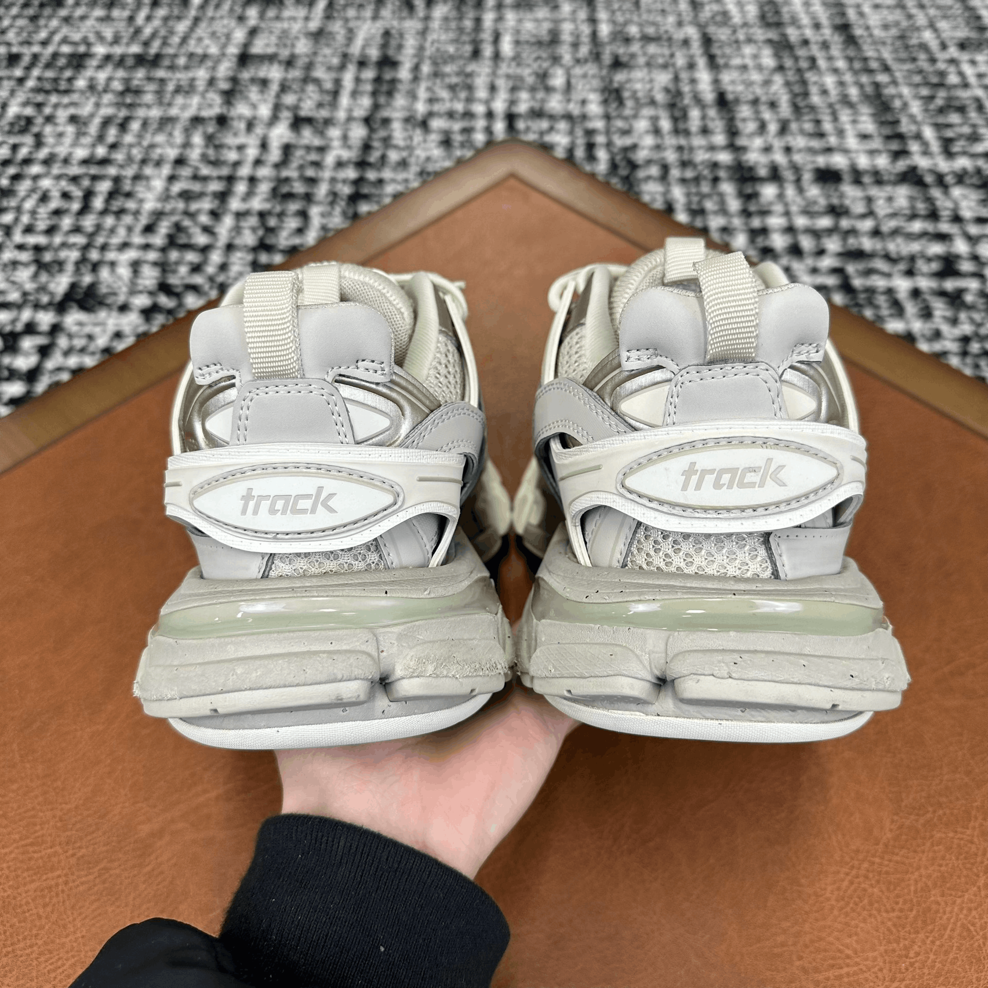Balenciaga Balenciaga Brown Lowtop Sneakers it_38 Women Size US 8 / IT 38 - 3 Thumbnail