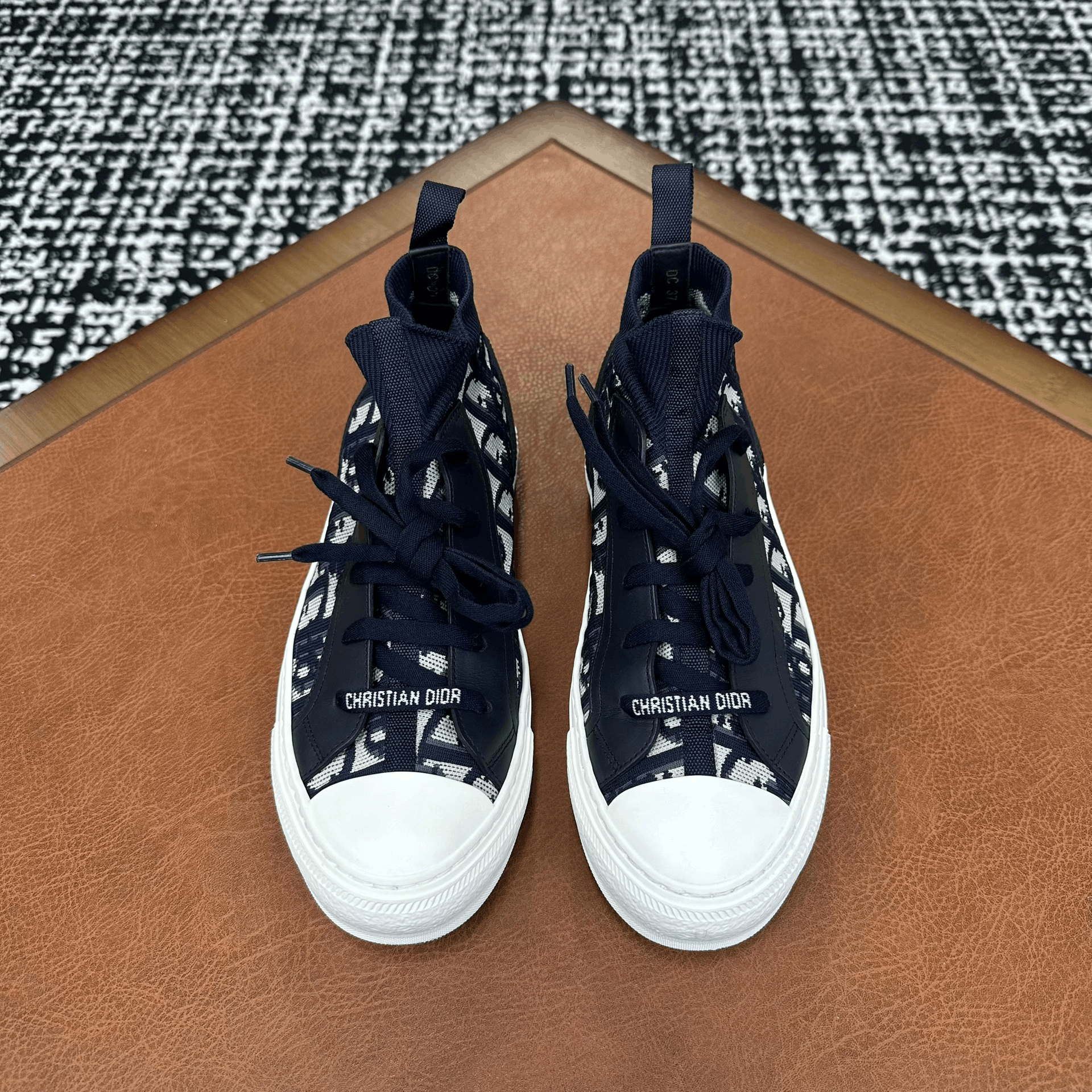Dior Dior Blue Hitop Sneakers it_37 Women Size US 7 / IT 37 - 2 Thumbnail