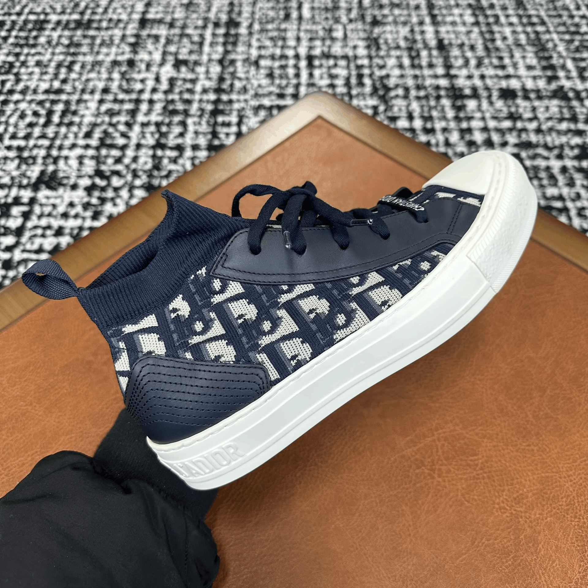 Dior Dior Blue Hitop Sneakers it_37 Women Size US 7 / IT 37 - 7 Thumbnail