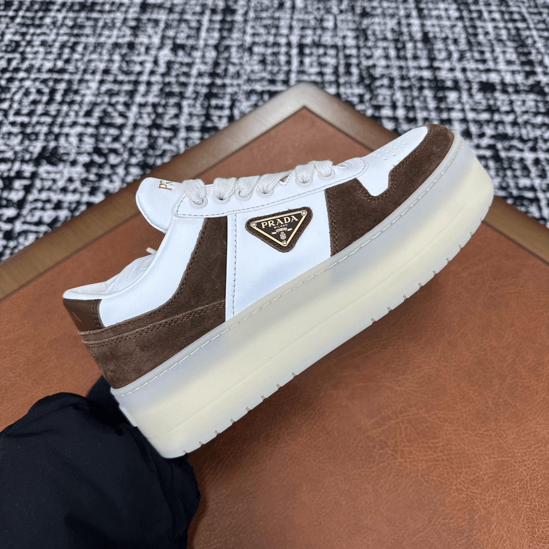Prada Prada Down Brown Lowtop Sneakers it_36 Women Size US 6 / IT 36 - 4 Thumbnail