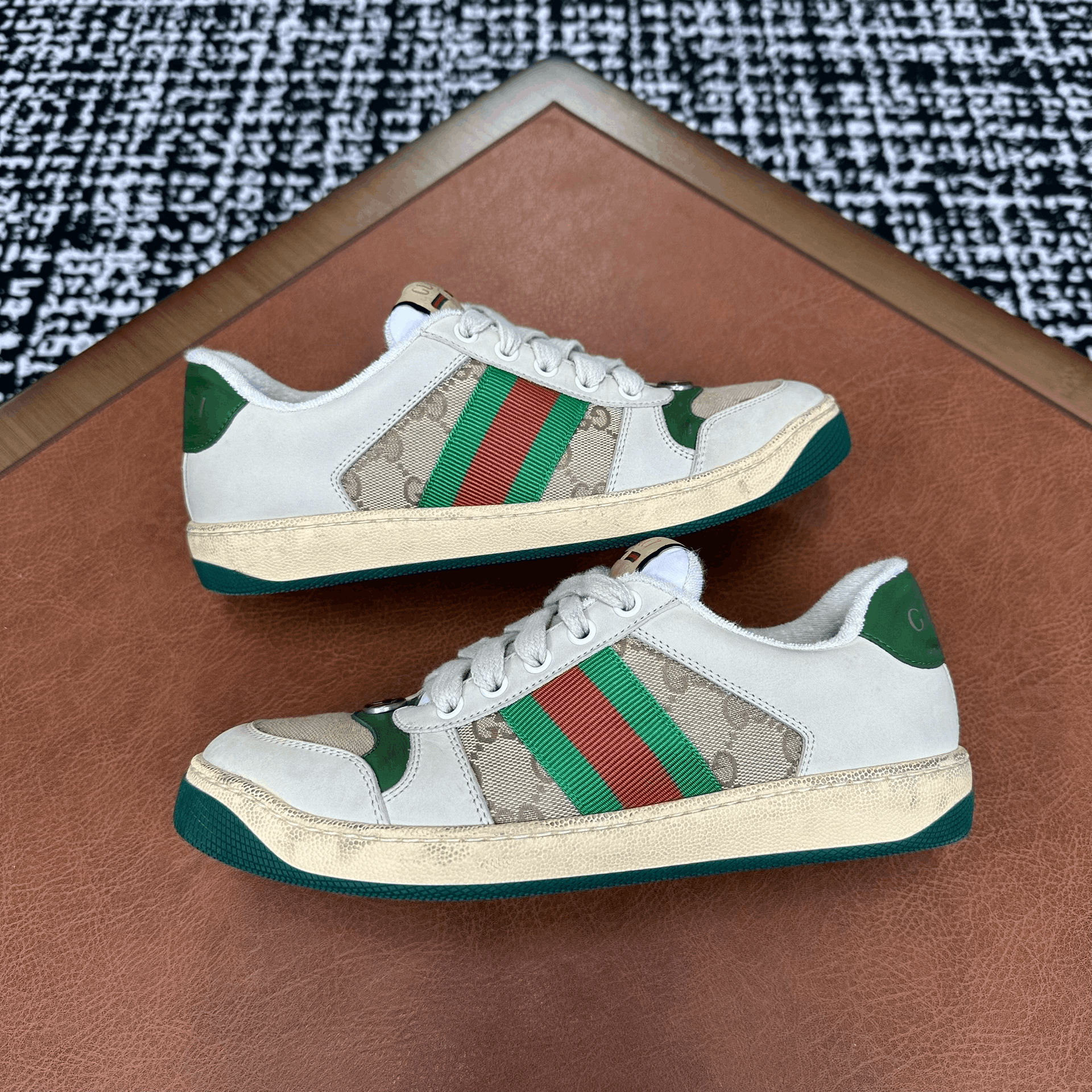 Gucci Gucci Canvas Green Lowtop Sneakers it_37 Women Size US 7 / IT 37 - 9 Thumbnail