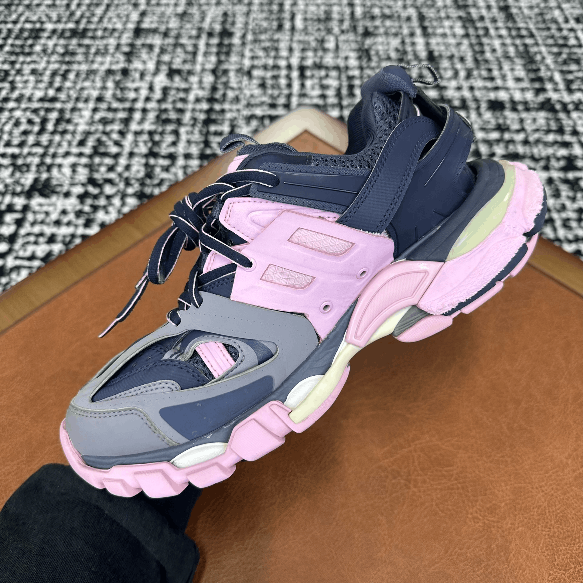 Balenciaga Balenciaga Pink Lowtop Sneakers it_38 Women Size US 8 / IT 38 - 5 Thumbnail