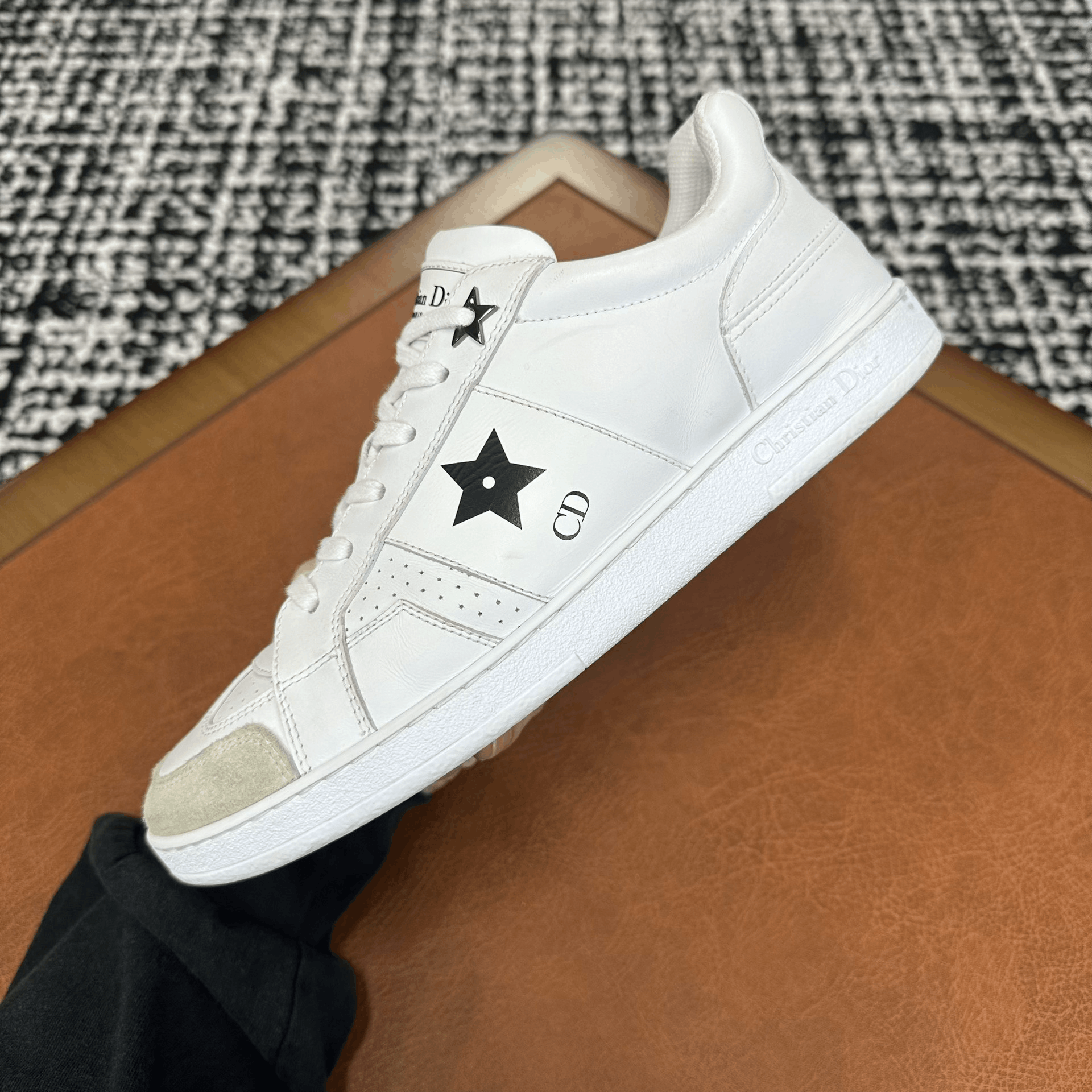 Dior Dior Leather White Lowtop Sneakers it_38-5 Women Size US 8.5 / IT 38.5 - 4 Thumbnail