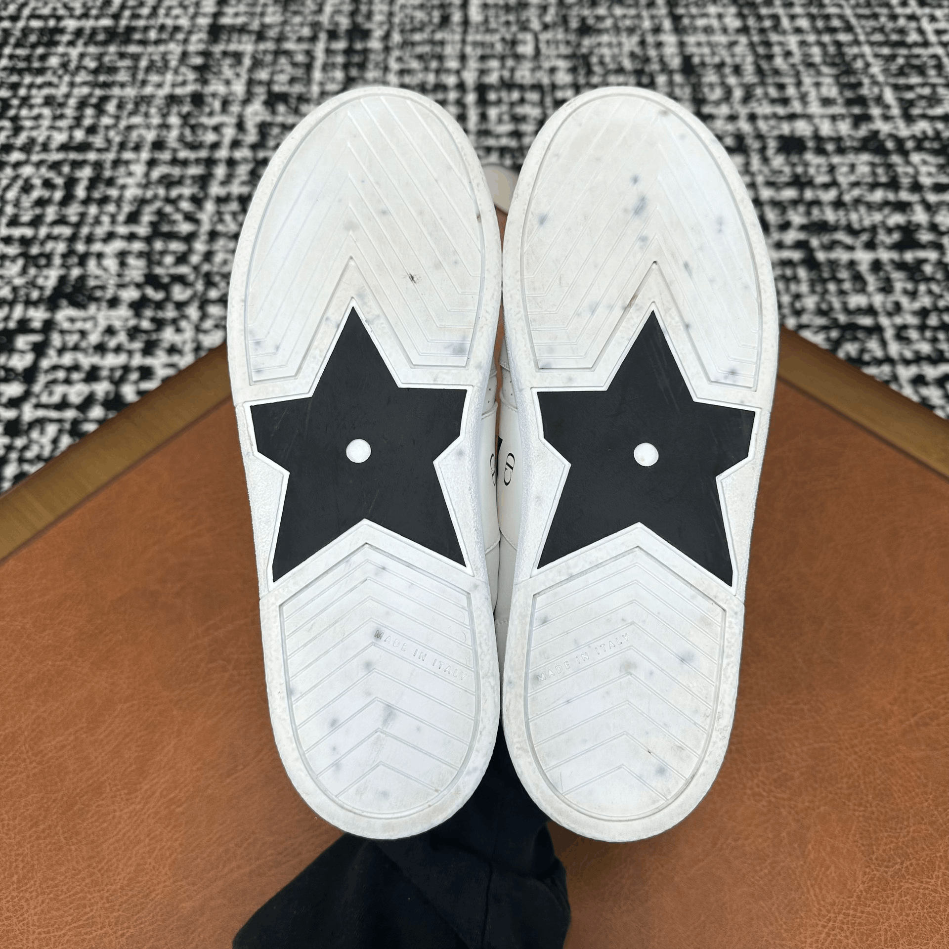 Dior Dior Leather White Lowtop Sneakers it_38-5 Women Size US 8.5 / IT 38.5 - 8 Thumbnail
